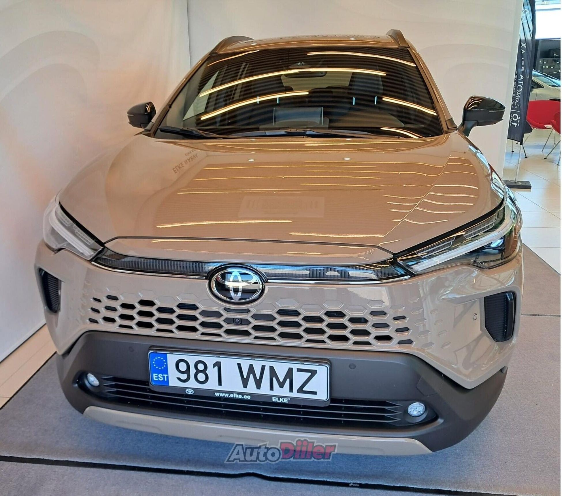 Toyota Corolla Cross Luxury 2.0 98kW 2025, photo 5/10
