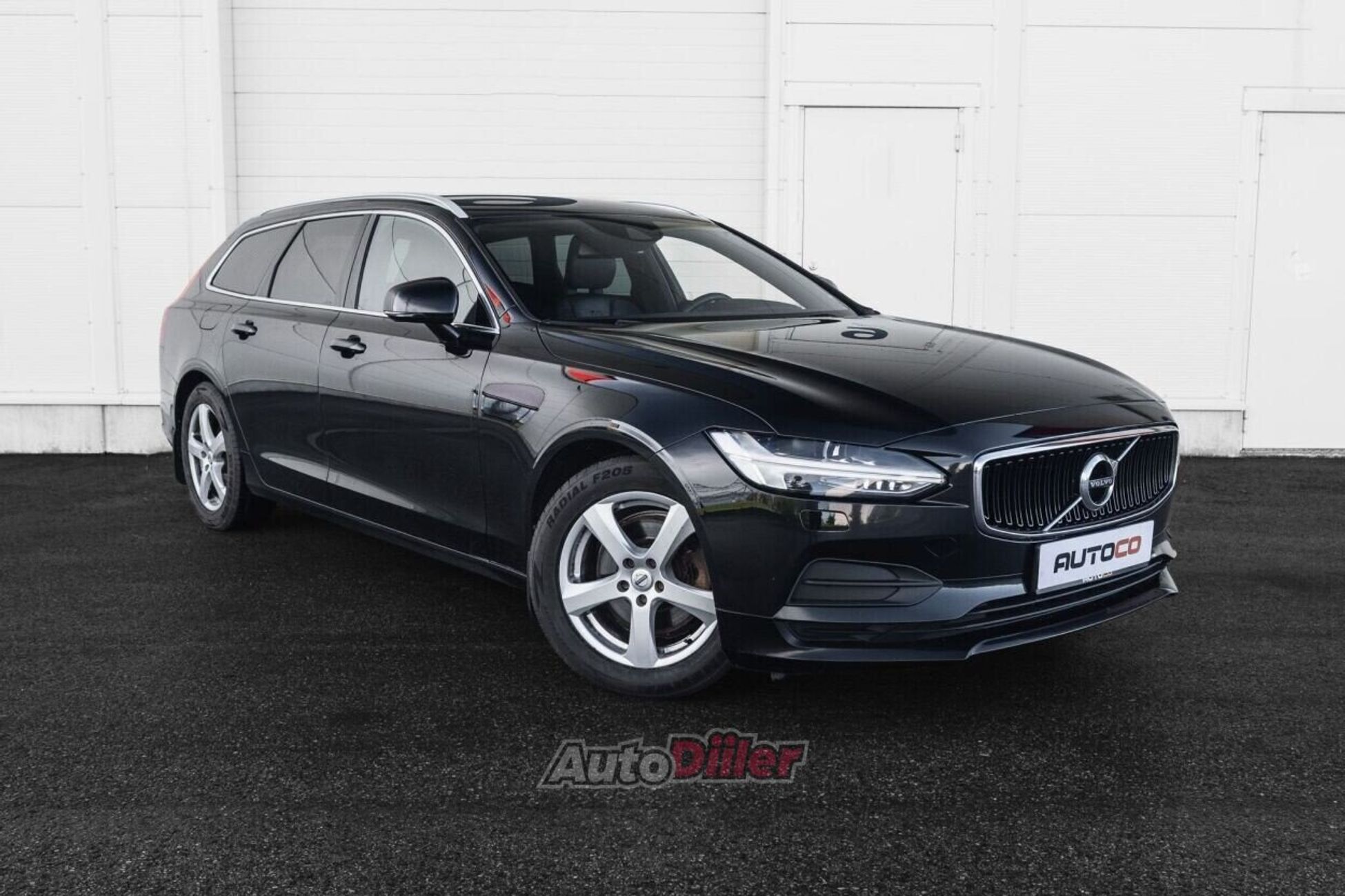 Volvo V90 Inscription 2.0 110kW 2017, photo 3/10