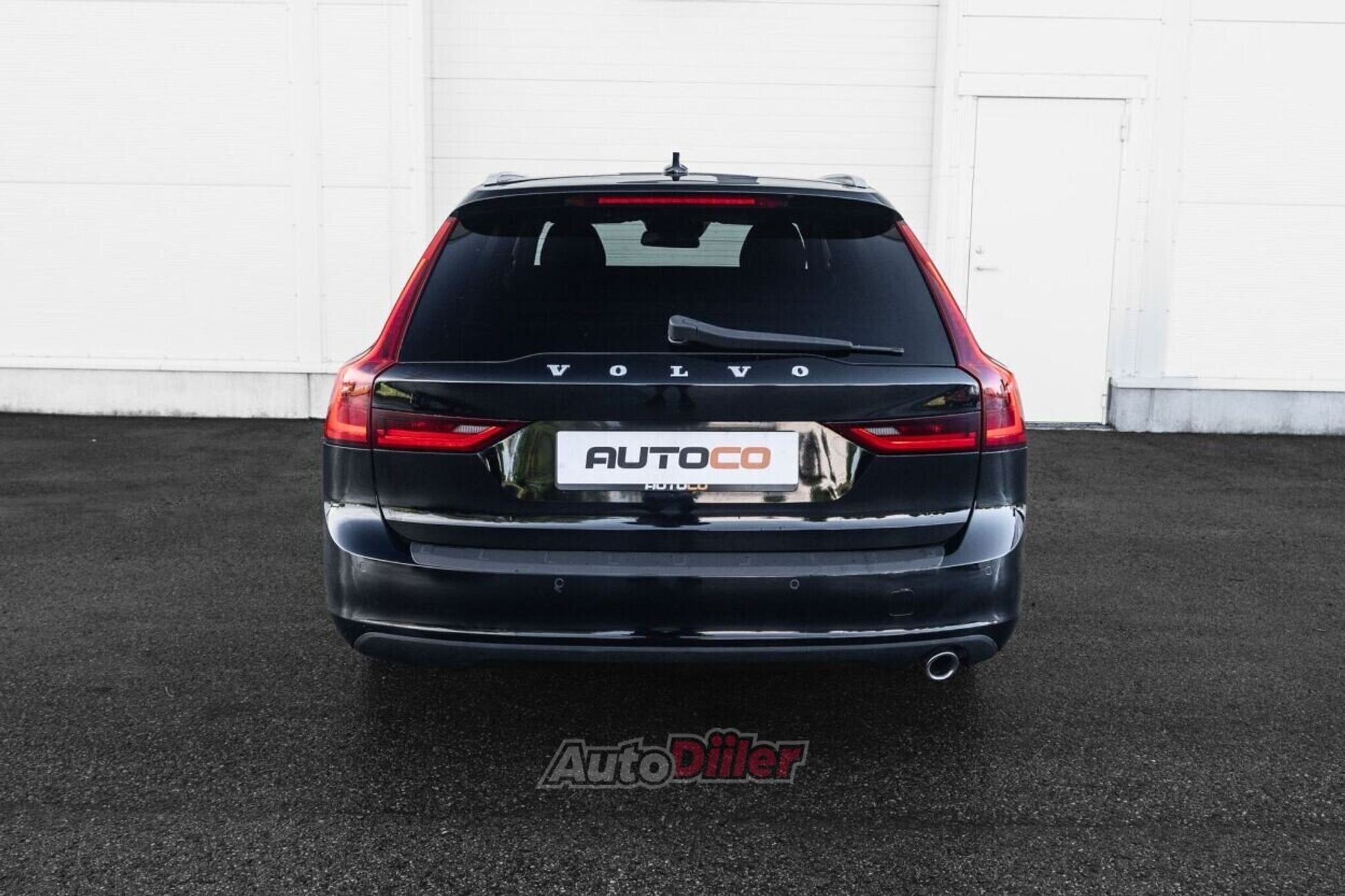 Volvo V90 Inscription 2.0 110kW 2017, photo 7/10
