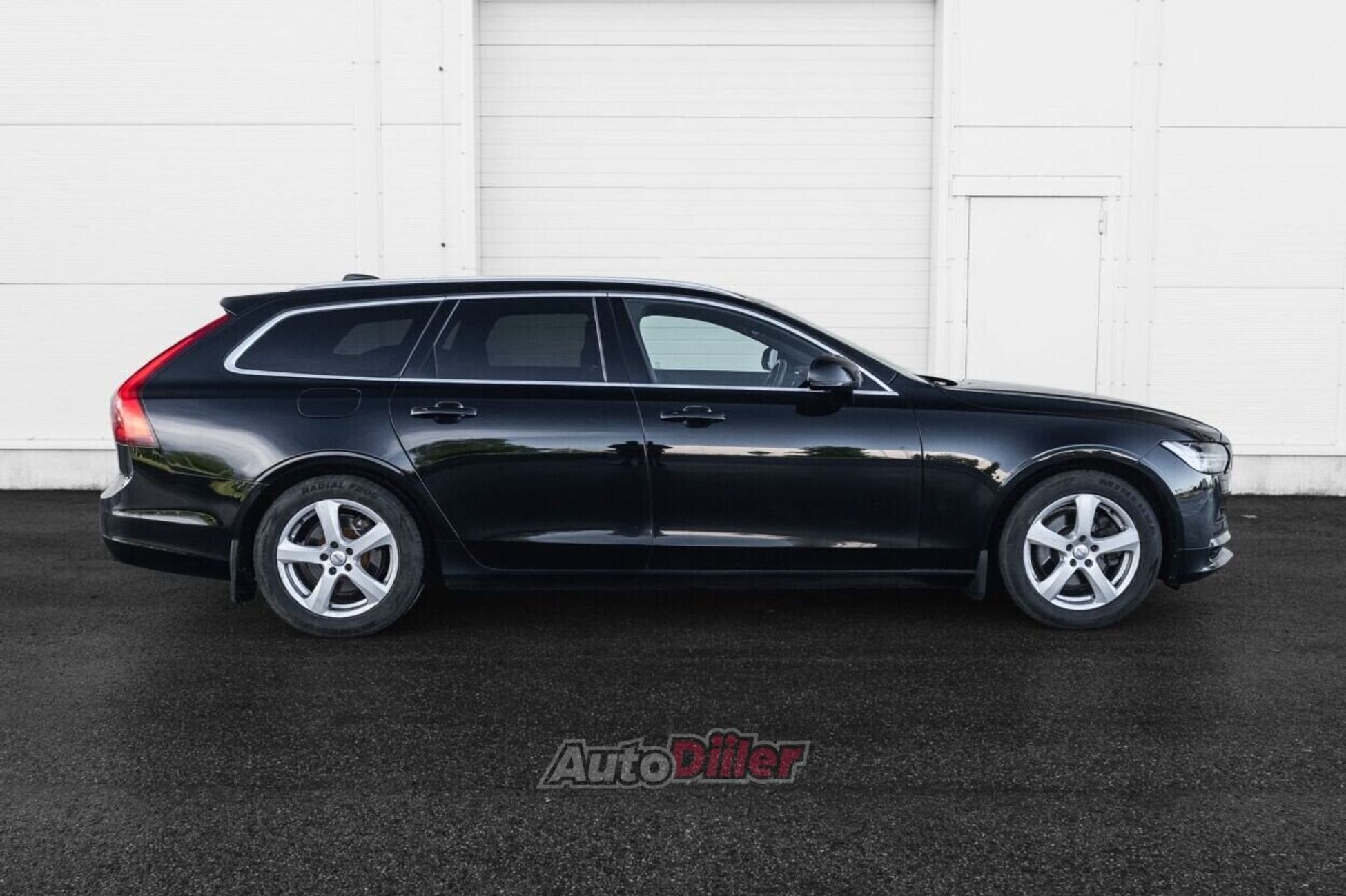 Volvo V90 Inscription 2.0 110kW 2017, photo 4/10