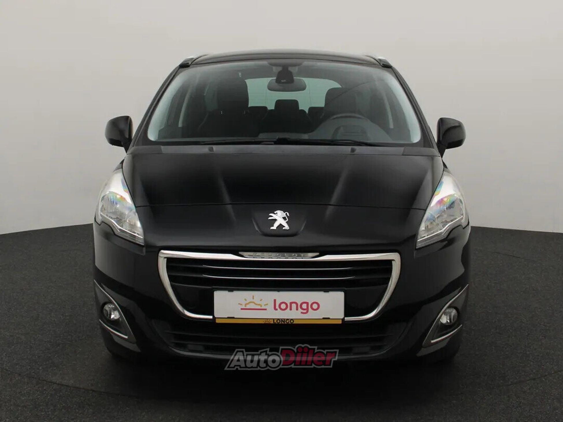 Peugeot 5008 Executive 1.6 88kW 2015, photo 3/10