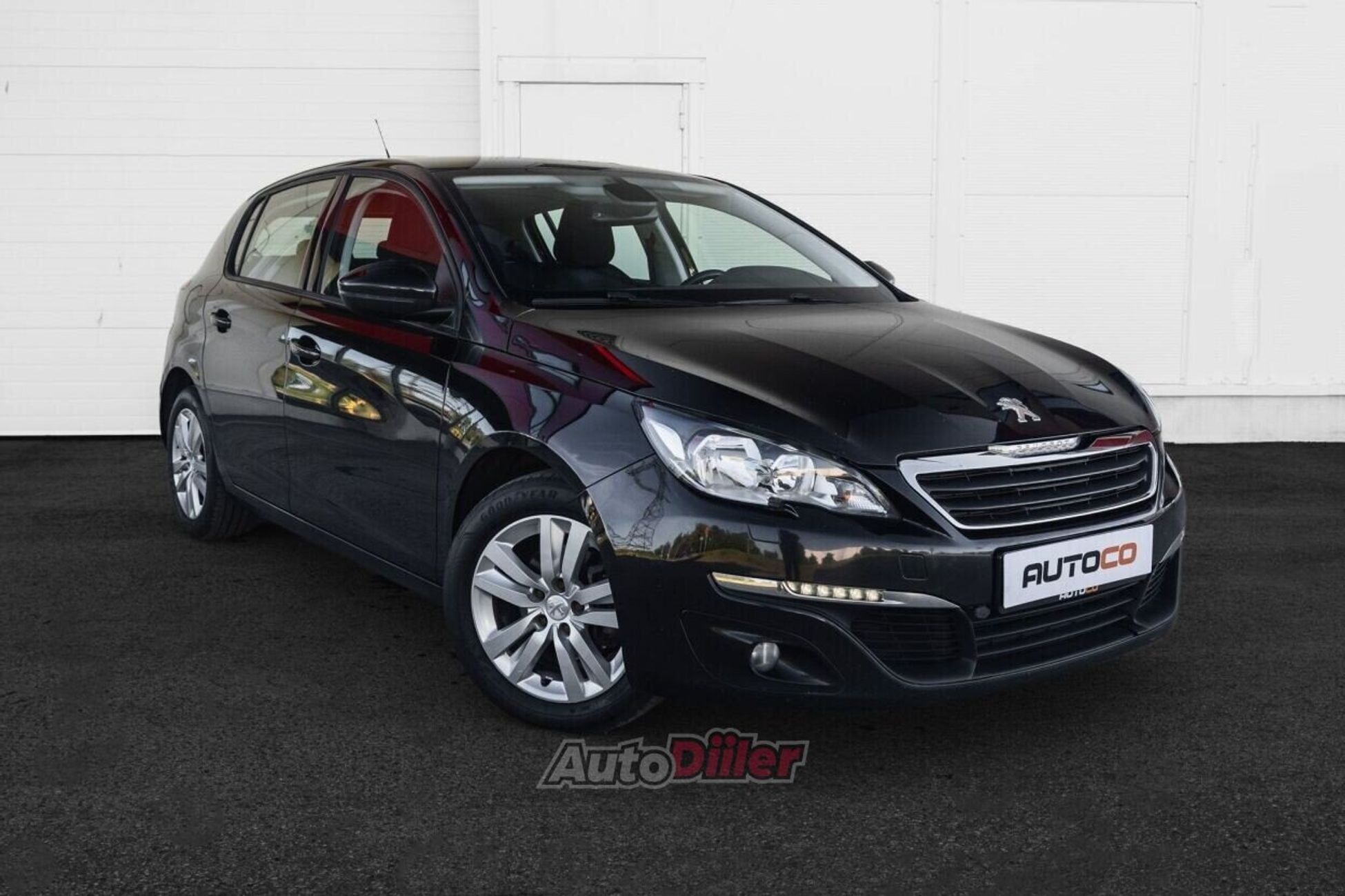Peugeot 308 Allure PureTech 1.2 96kW 2015, kuva 3/10
