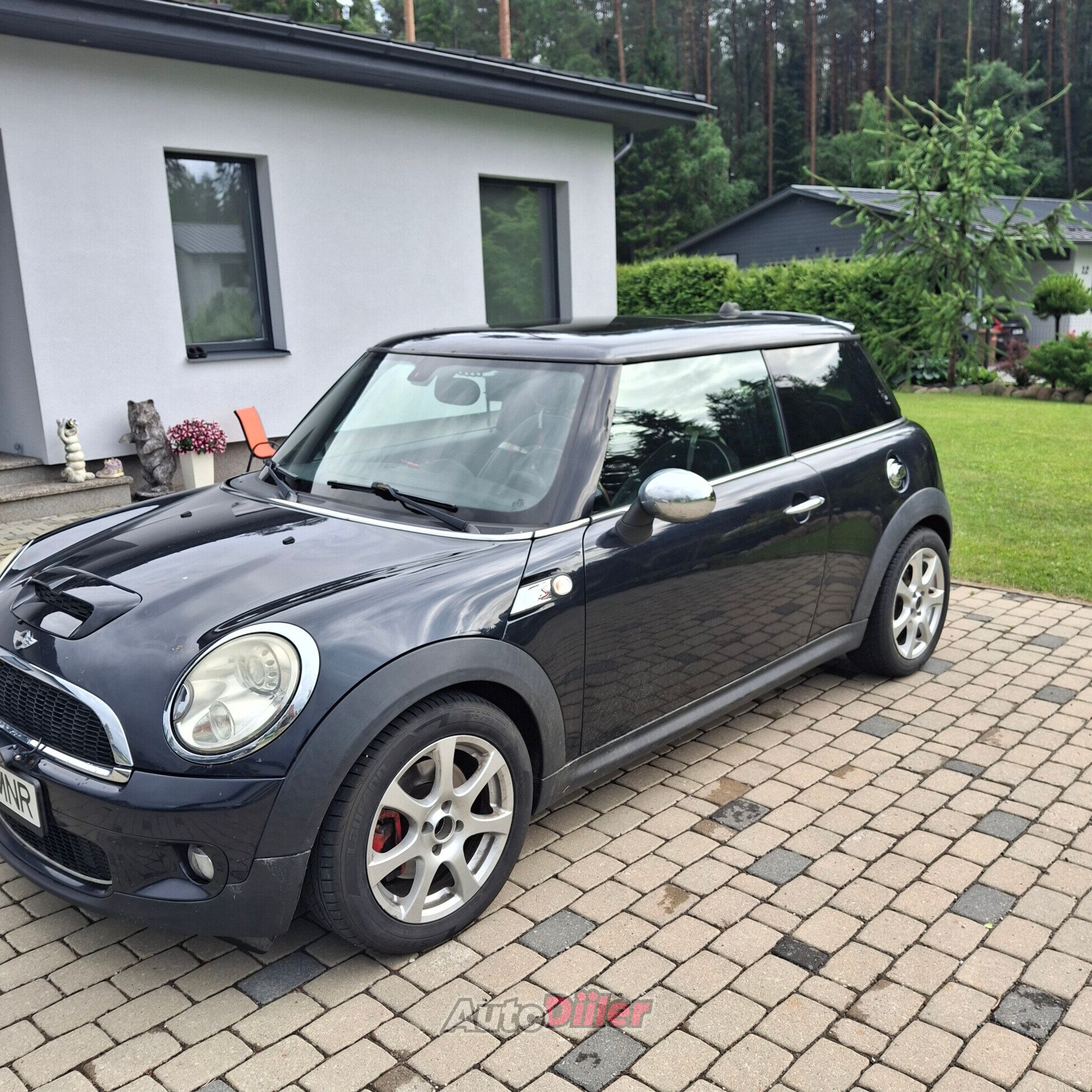 MINI Cooper S 1.6 128kW 2007, photo 3/9