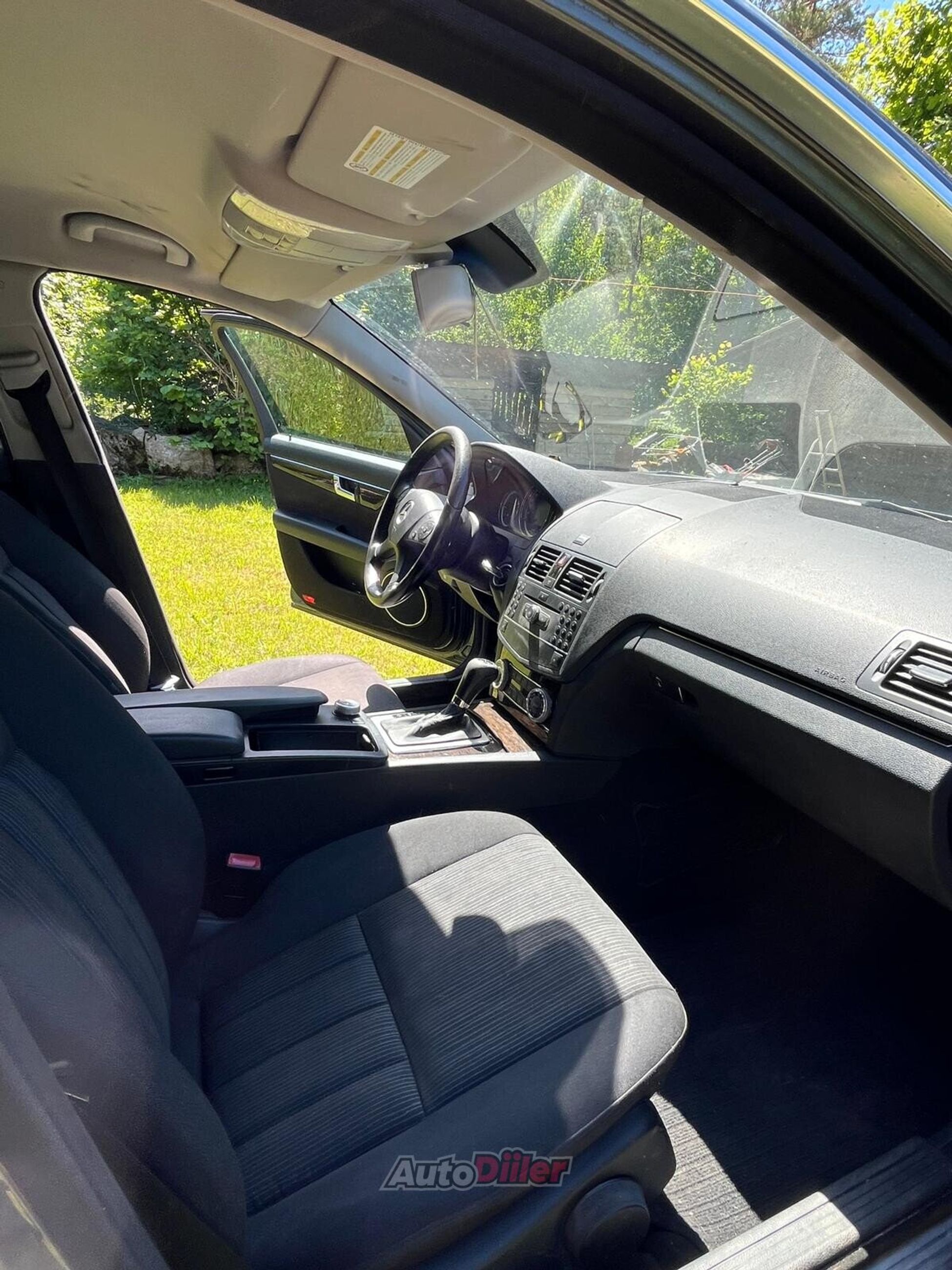 Mercedes-Benz C 200 2.1 100kW 2009, photo 4/10
