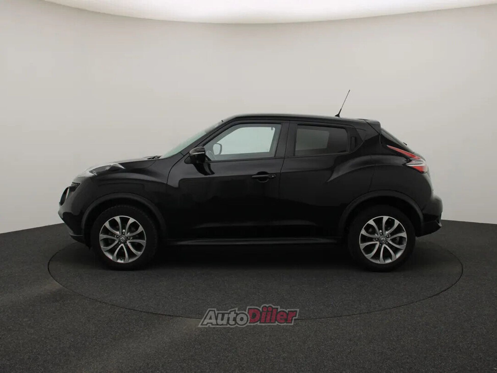 Nissan Juke Connect Edition 1.2 85kW 2015, kuva 6/10