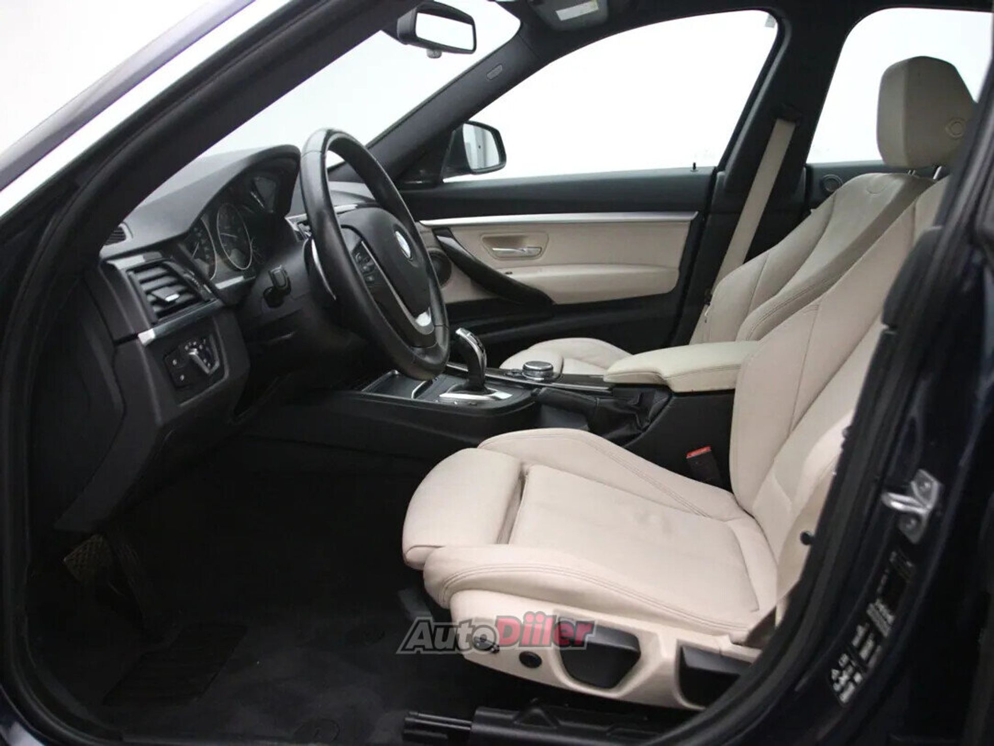 BMW 320 Luxury 2.0 135kW 2015, photo 4/10