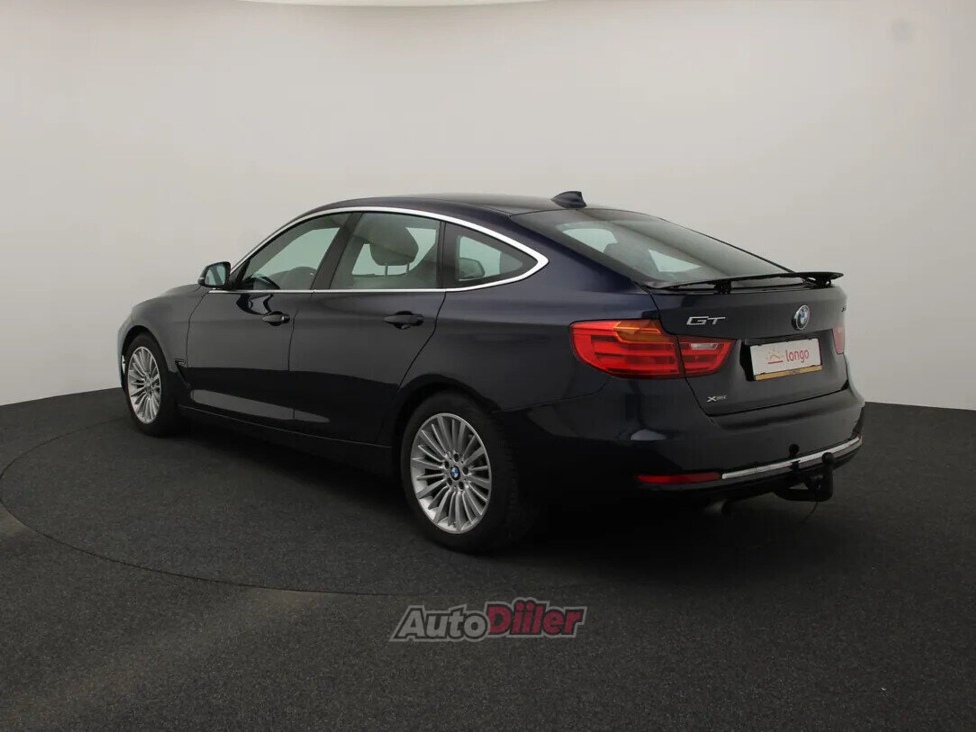 BMW 320 Luxury 2.0 135kW 2015, photo 7/10