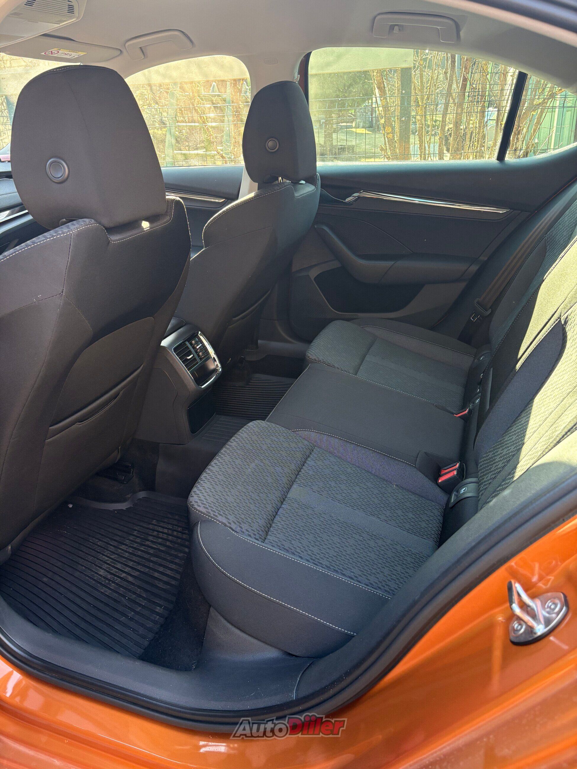 Skoda Octavia 1.5 110kW 2023, kuva 5/6