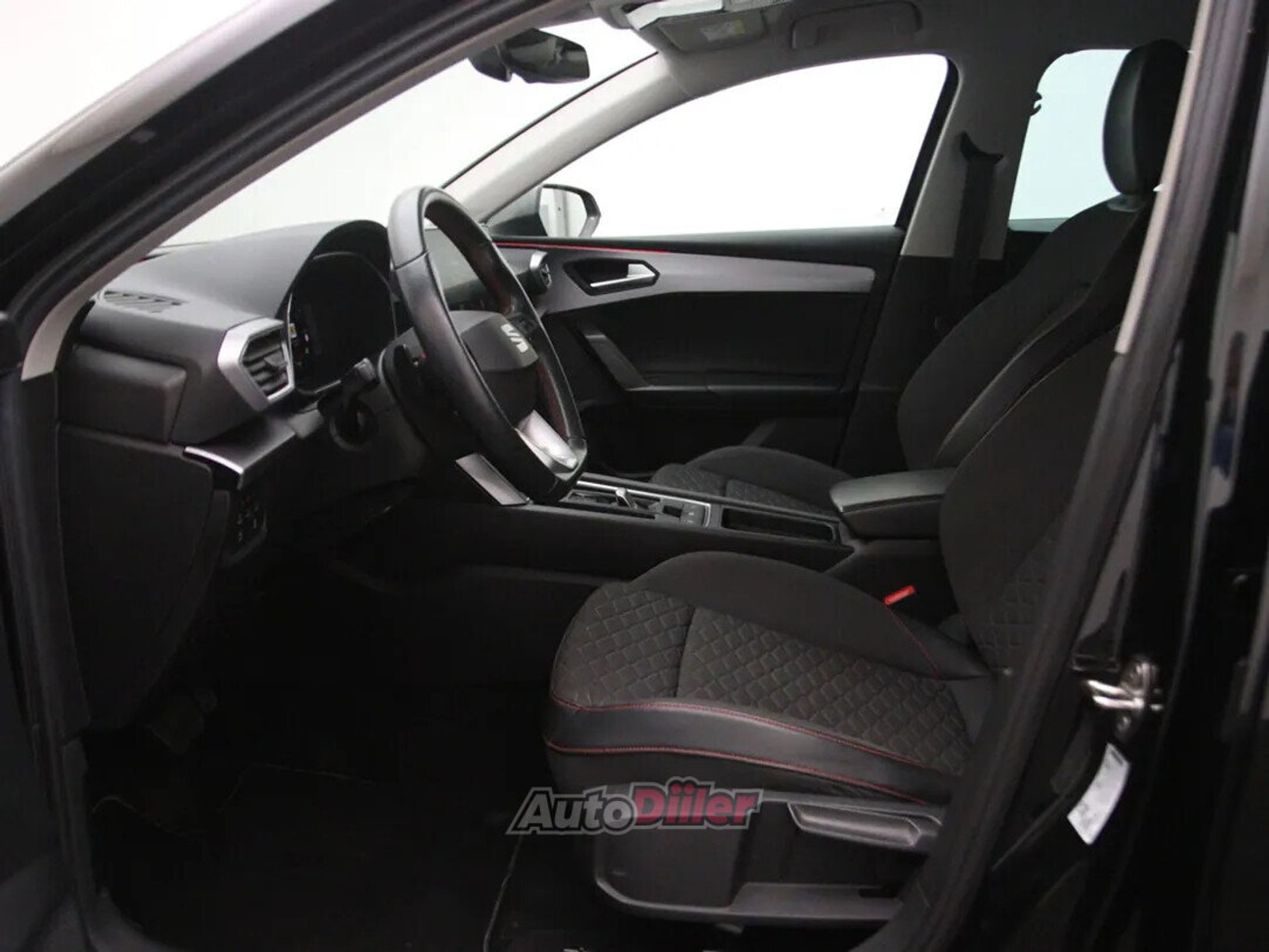 SEAT Leon FR FR 2.0 110kW 2021, photo 4/10
