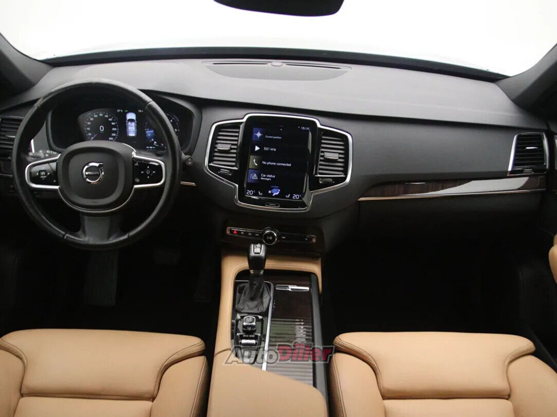 Volvo XC90 Momentum 2.0 173kW 2019, photo 2/10