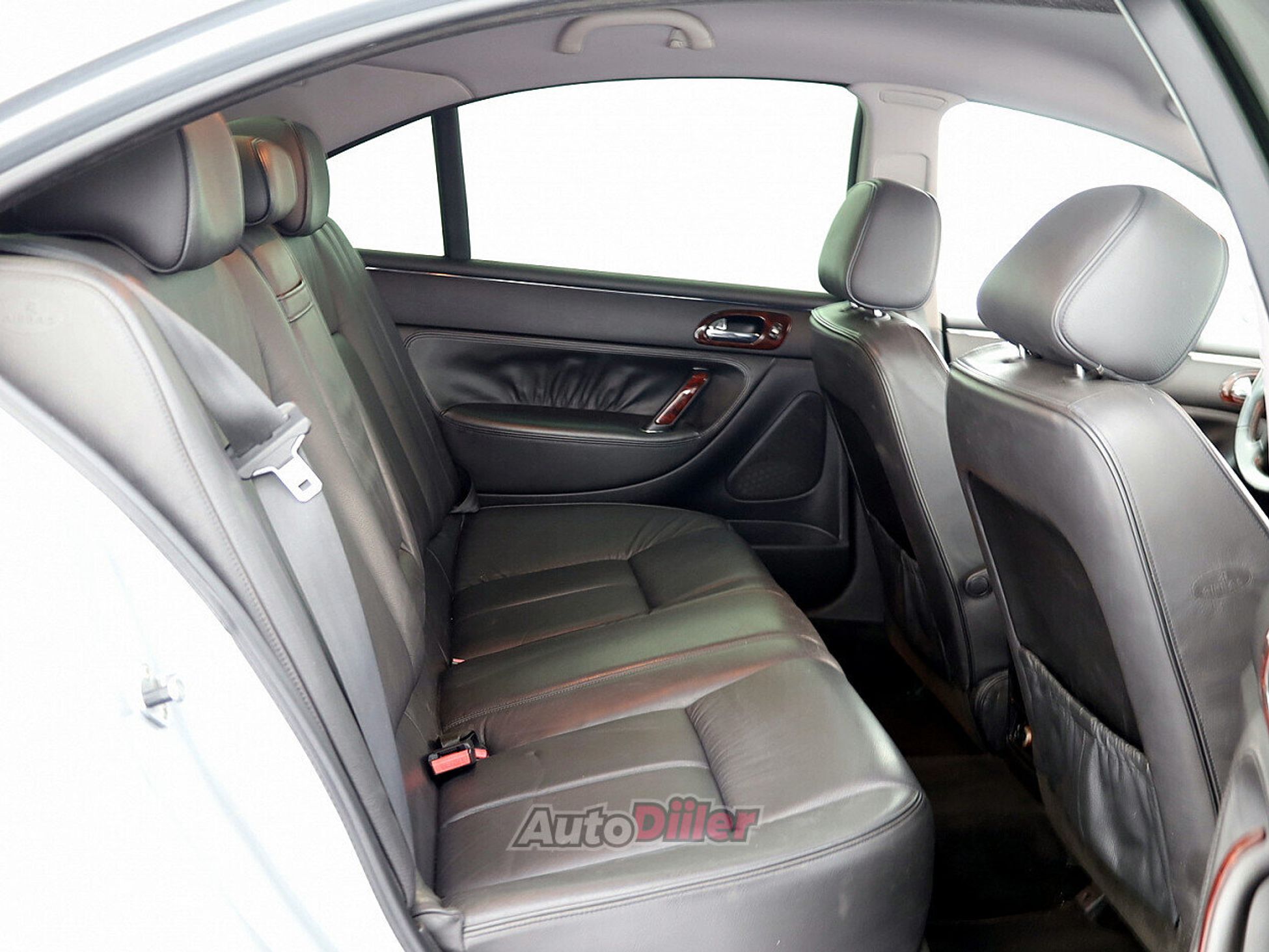 Peugeot 607 2.7 150kW 2007, photo 7/7