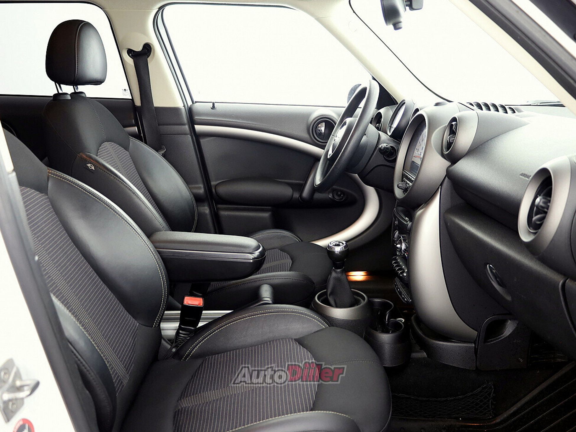 MINI Countryman 1.6 90kW 2011, photo 6/7
