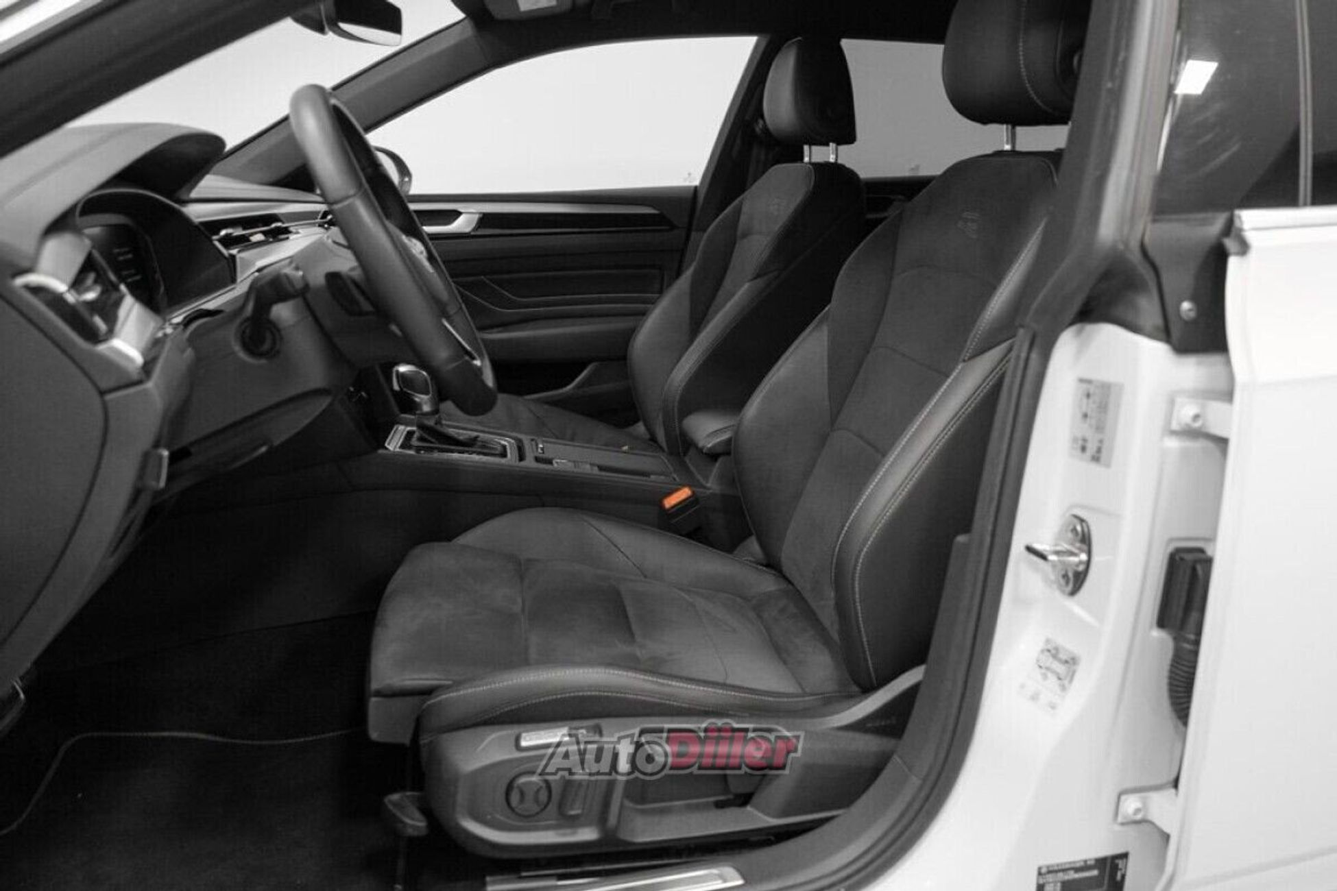 Volkswagen Arteon 1.4 160kW 2022, photo 5/10