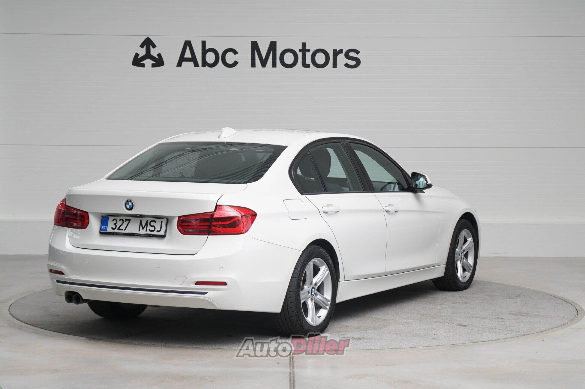 BMW 320 xDrive 2.0 AWD 140 kW 2.0 140kW 2018, photo 4/10