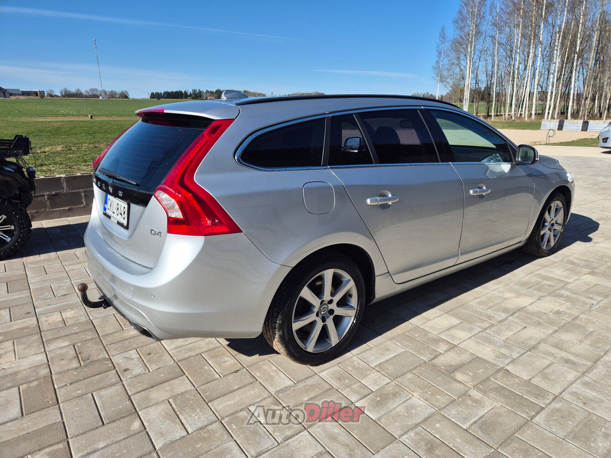 Volvo V60 140kW 2016, kuva 5/8