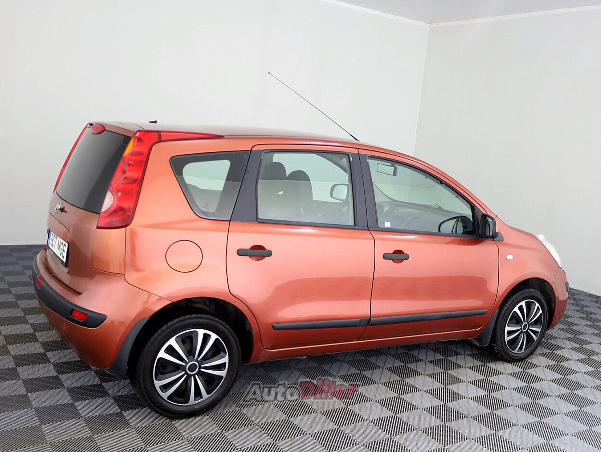 Nissan Note 1.6 81kW 2006, photo 3/7