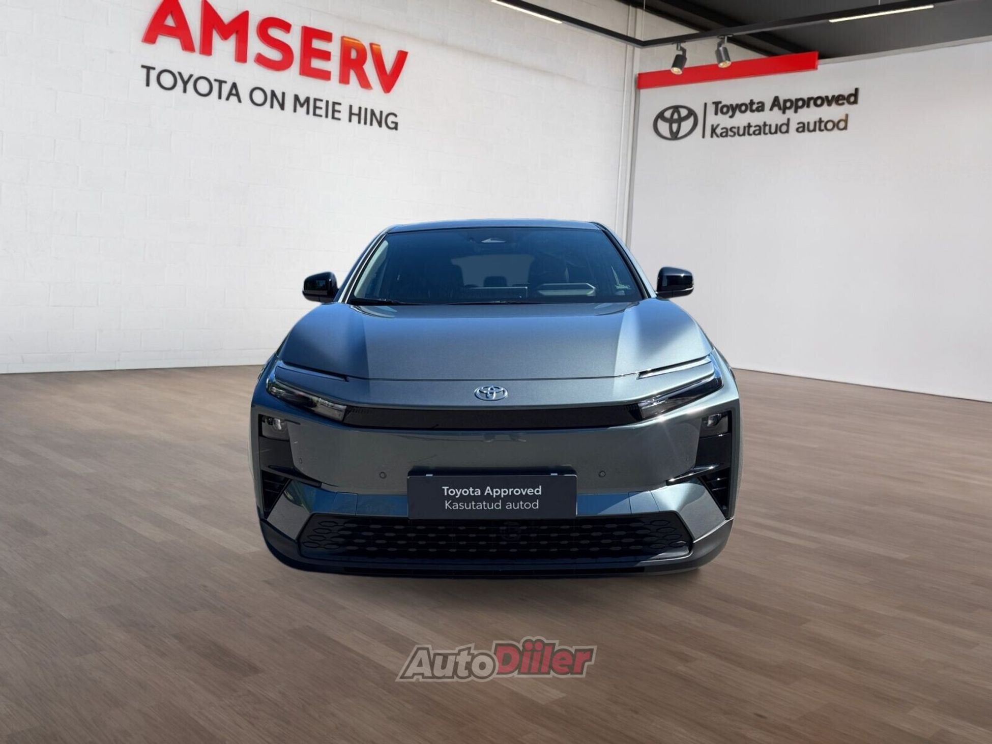 Toyota C-HR EV Active 64kW 2026, photo 5/10