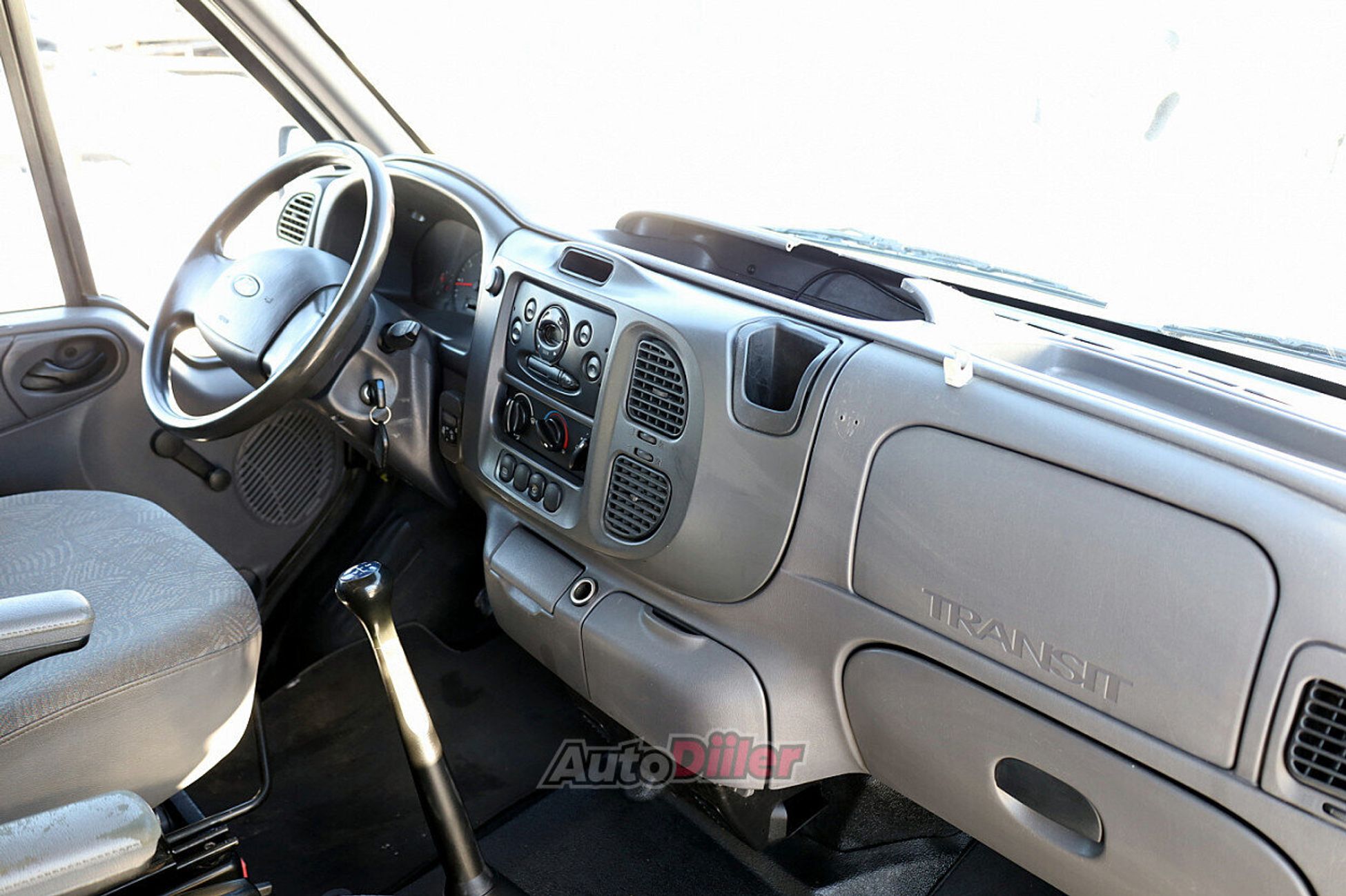Ford Transit 2.0 74kW 2003, photo 5/10