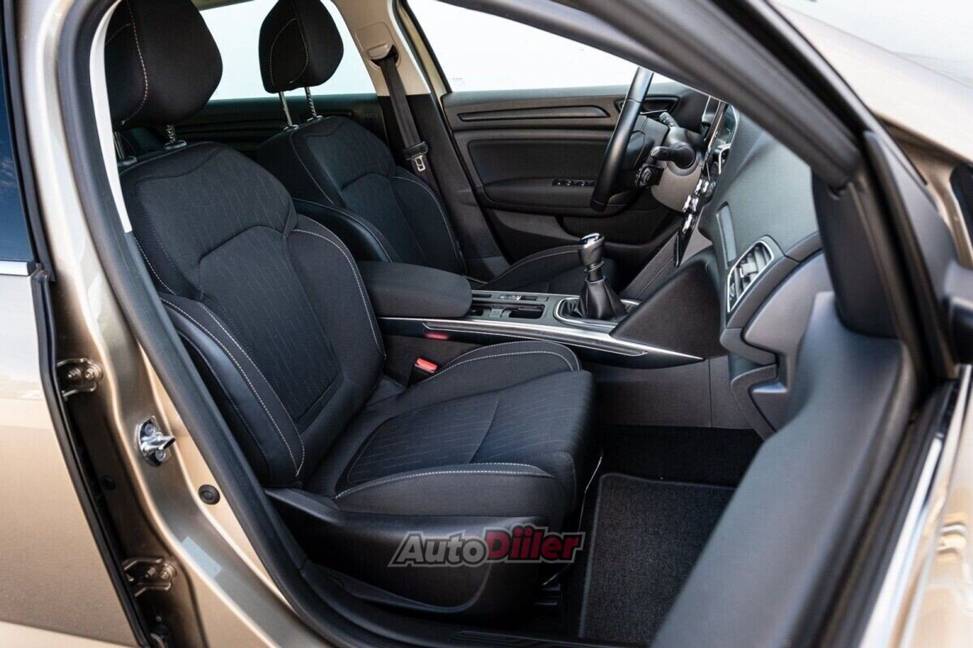 Renault Megane 1.4 103kW 2019, kuva 6/10