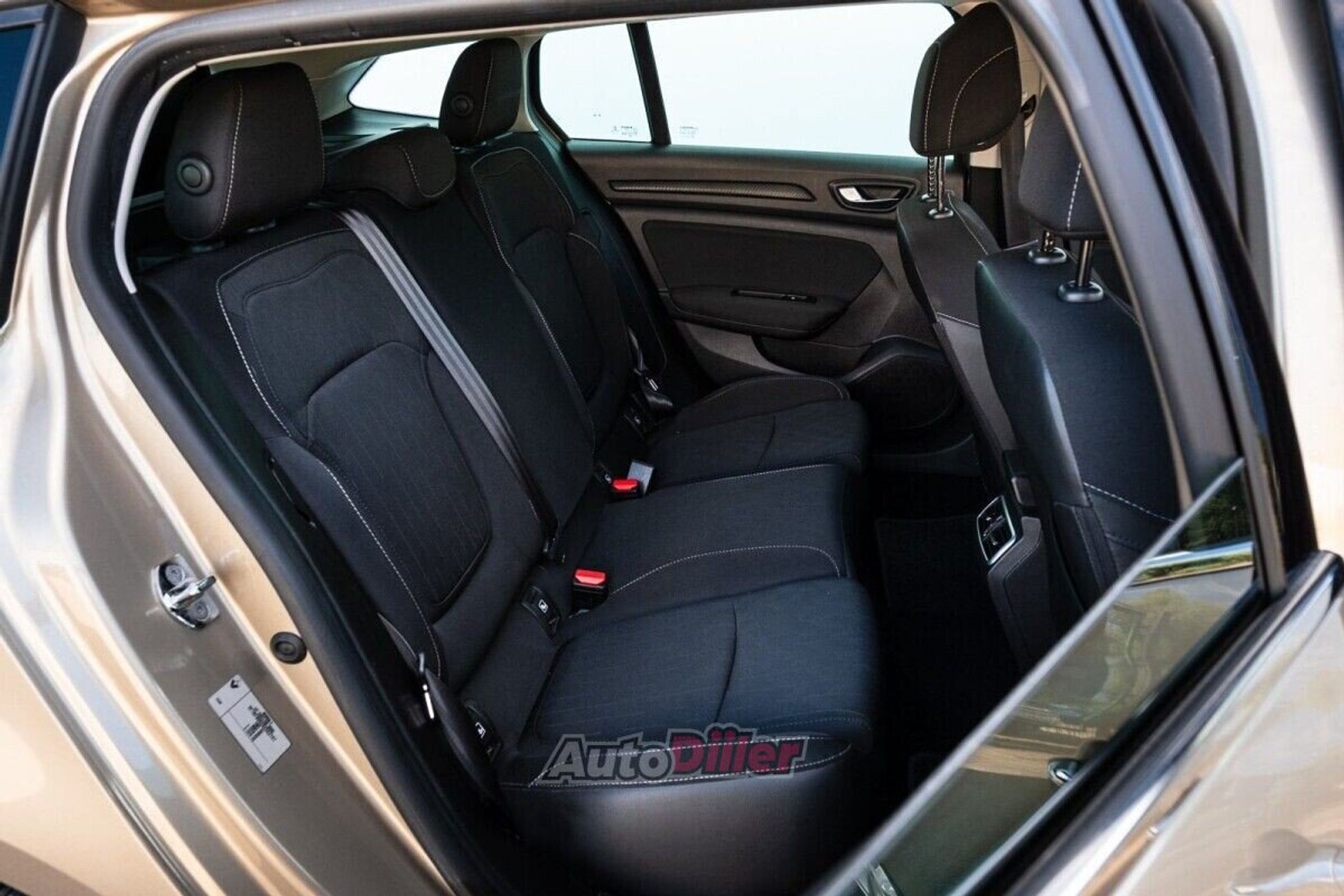 Renault Megane 1.4 103kW 2019, kuva 7/10