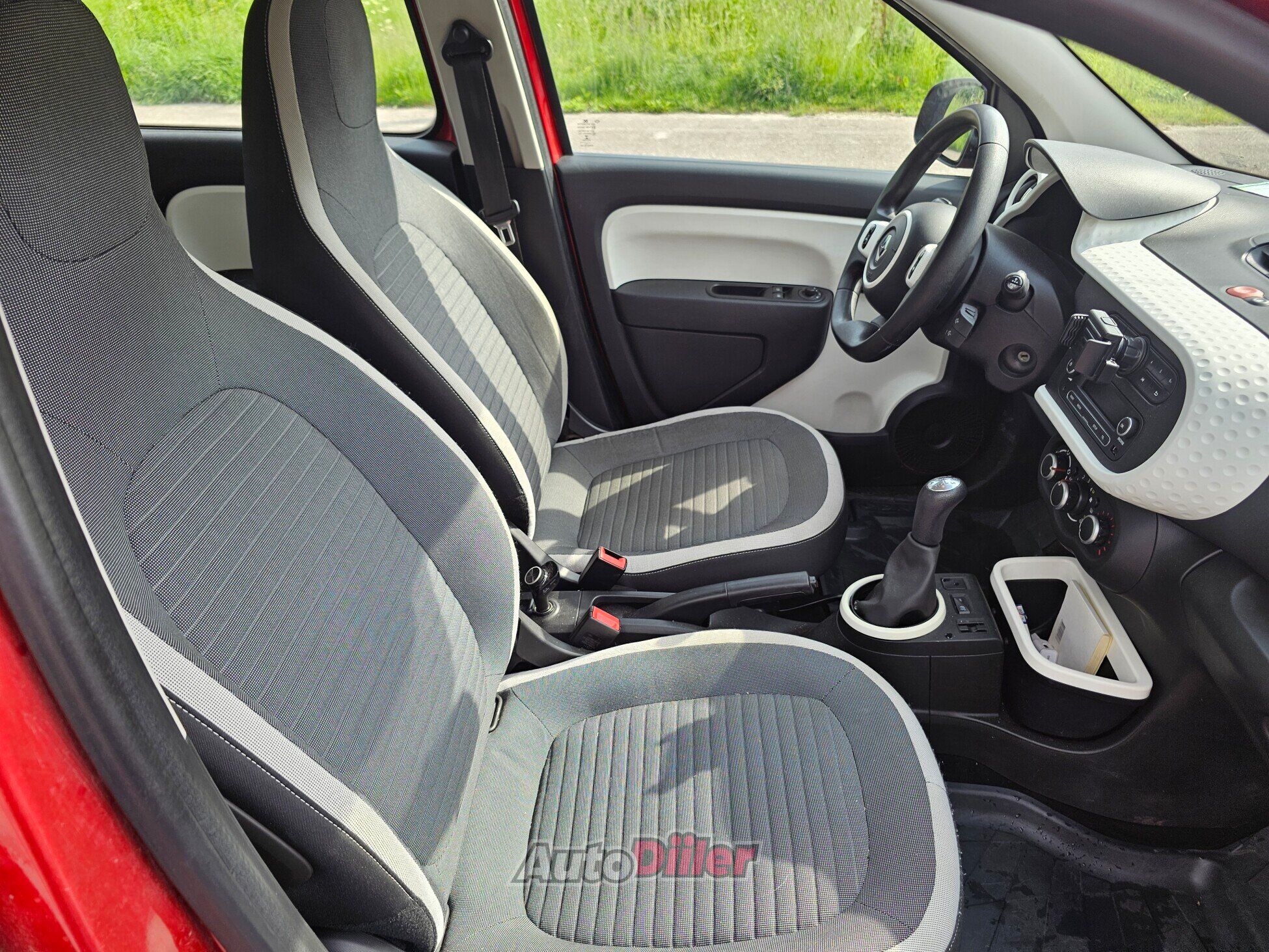 Renault Twingo 1.0 52kW 2014, photo 4/7