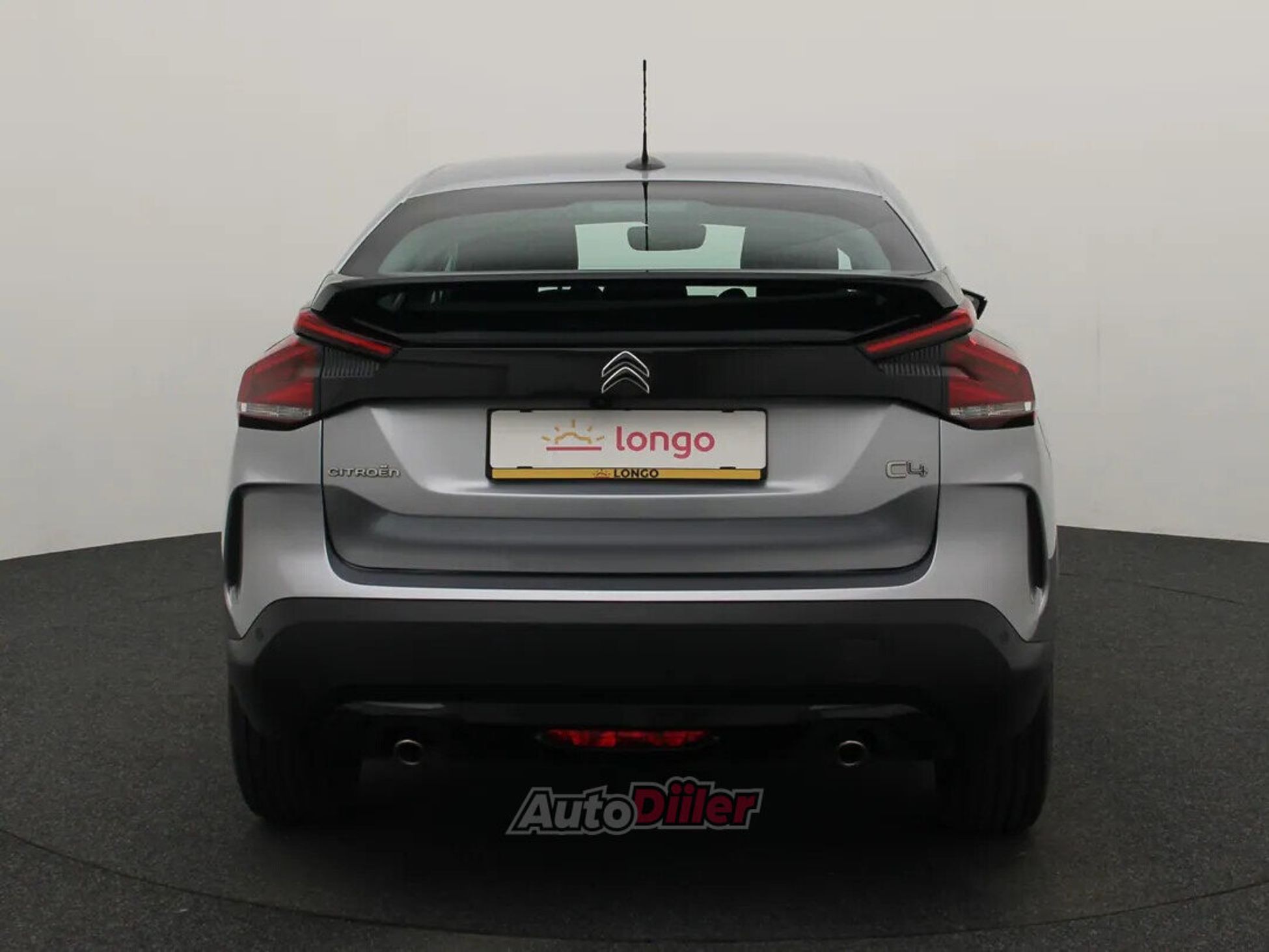 Citroen C4 Shine Pack Business 1.2 96kW 2022, photo 5/10