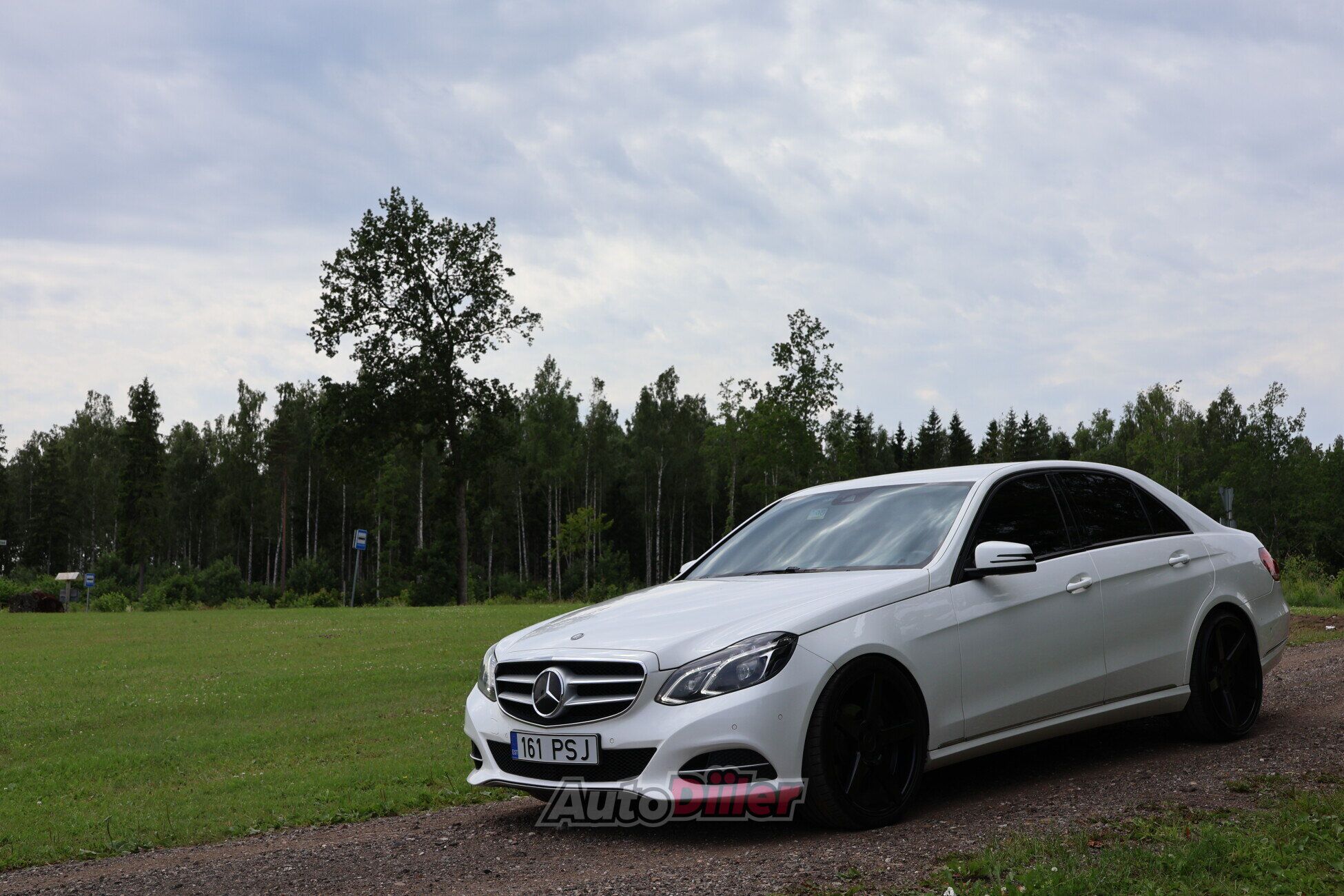 Mercedes-Benz E 200