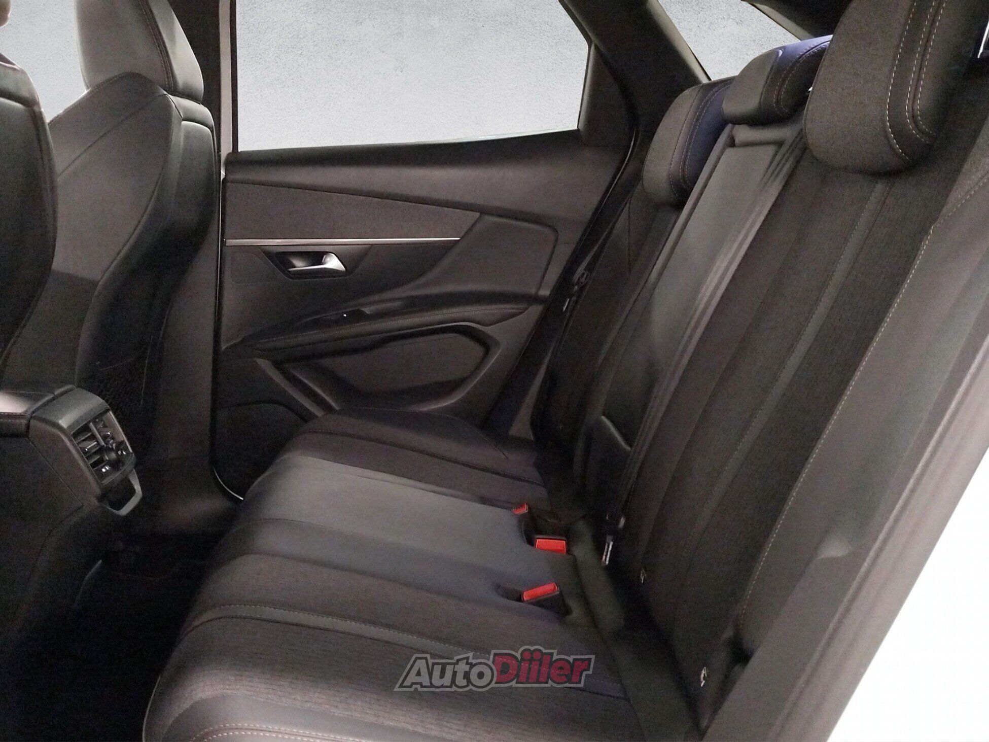 Peugeot 3008 Diesel, Automatic 1.5 96kW 2020, photo 7/10