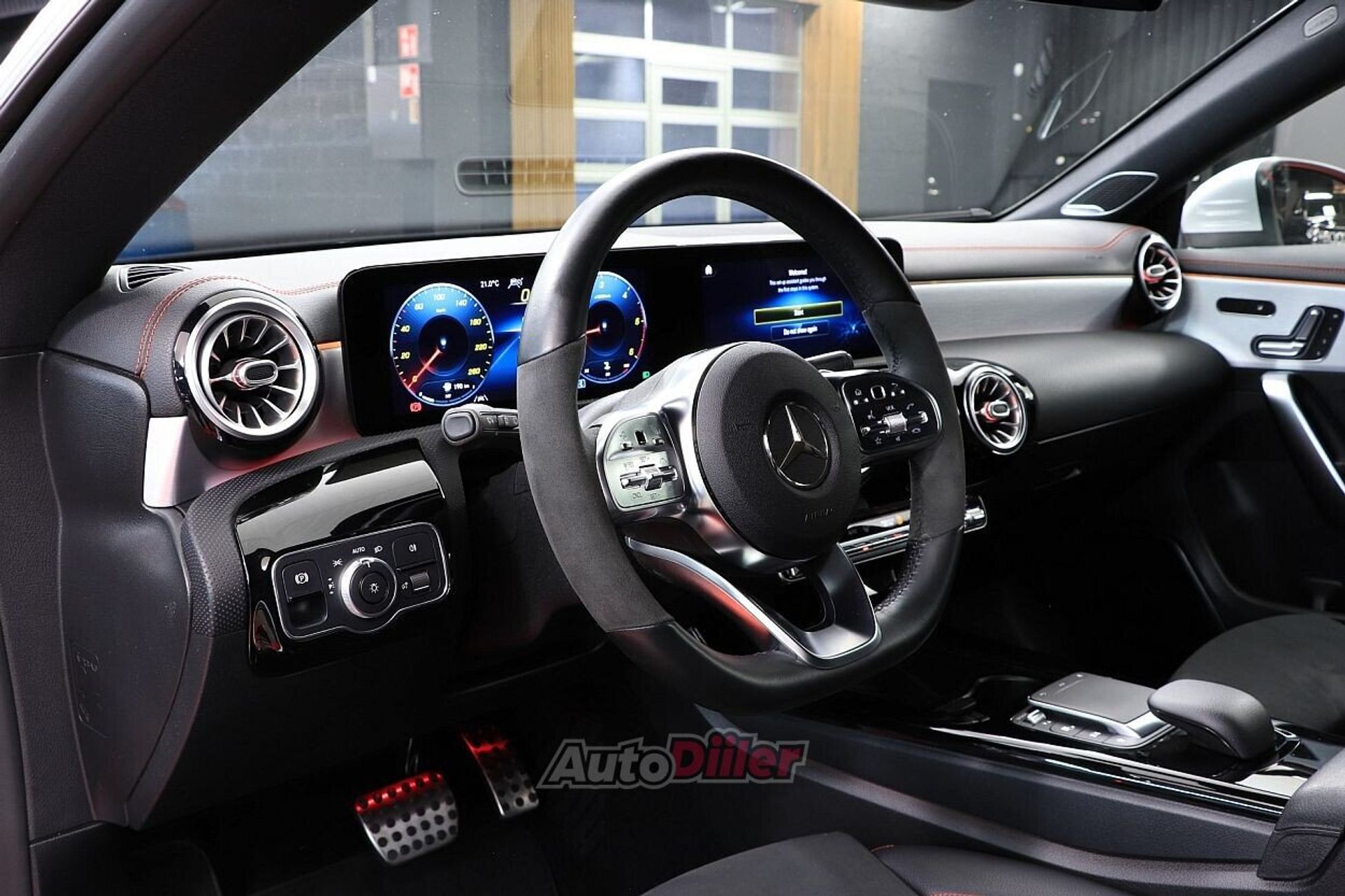 Mercedes-Benz CLA 220 2020, photo 7/10