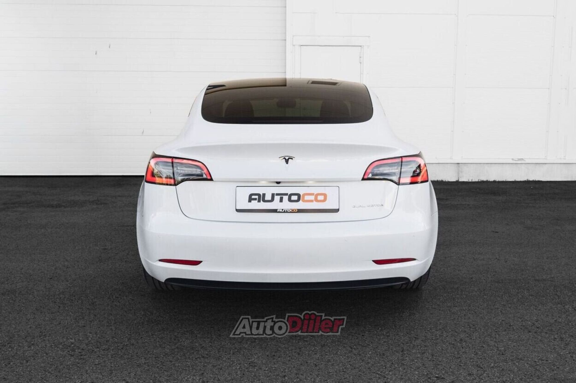 Tesla Model 3 2020, kuva 7/10