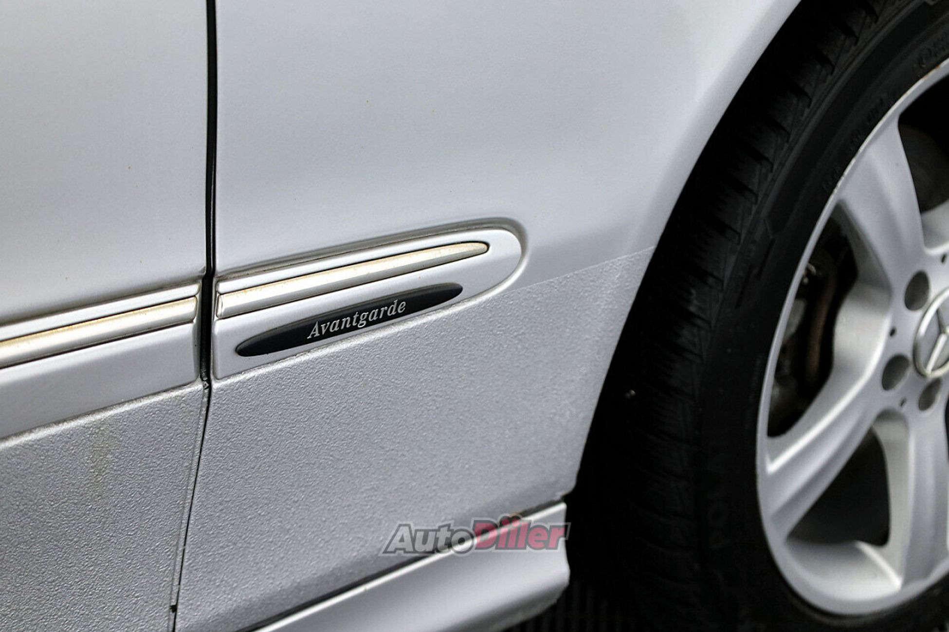 Mercedes-Benz CLK 320 3.2 160kW 2002, kuva 8/8