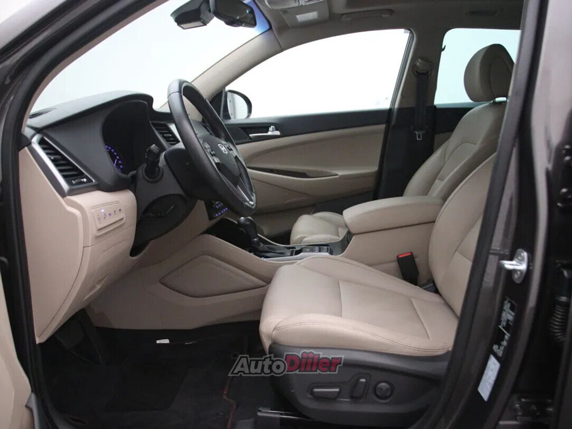 Hyundai Tucson Executive 1.7 104kW 2016, photo 4/10
