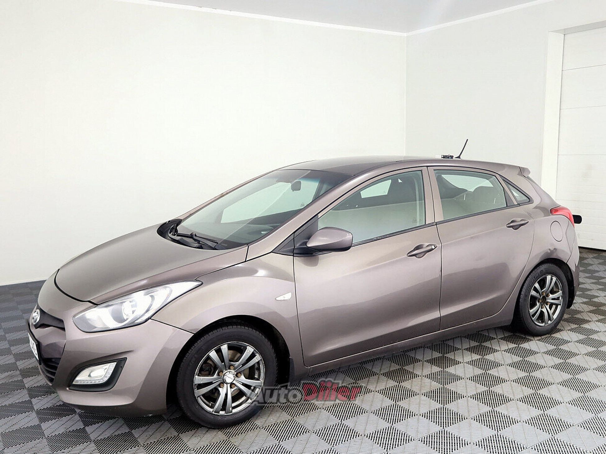 Hyundai i30 1.4 73kW 2013, kuva 2/7