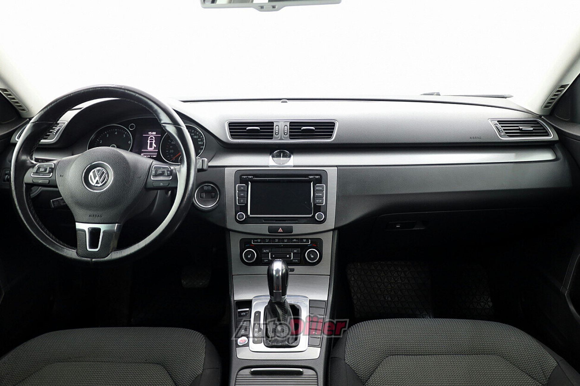 Volkswagen Passat 1.8 118kW 2012, kuva 5/8