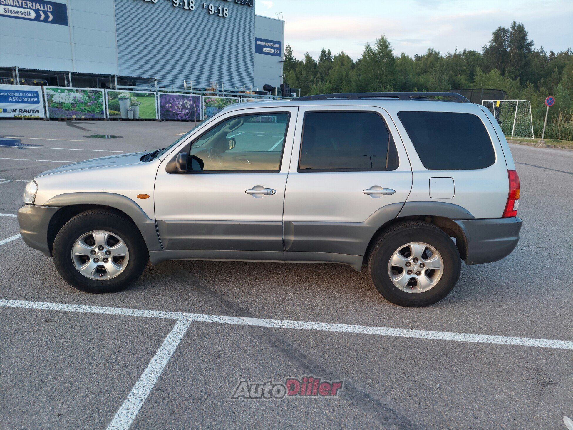 Mazda Tribute