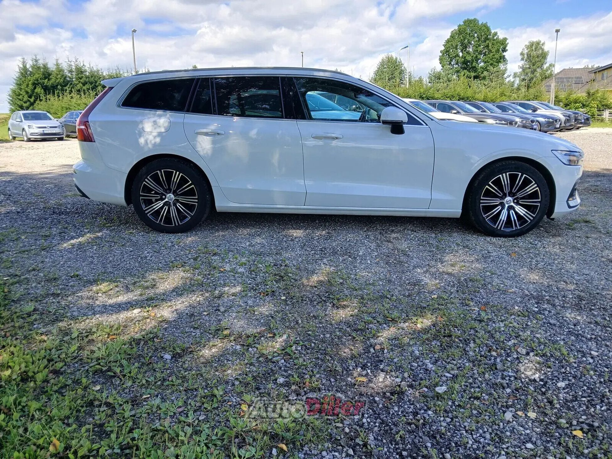 Volvo V60 INSCRIPTION 2.0 140kW 2020, kuva 4/10