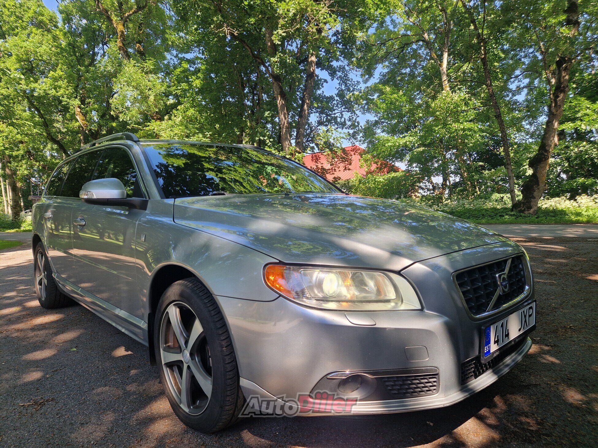Volvo V70 2.4 136kW 2010, kuva 7/10