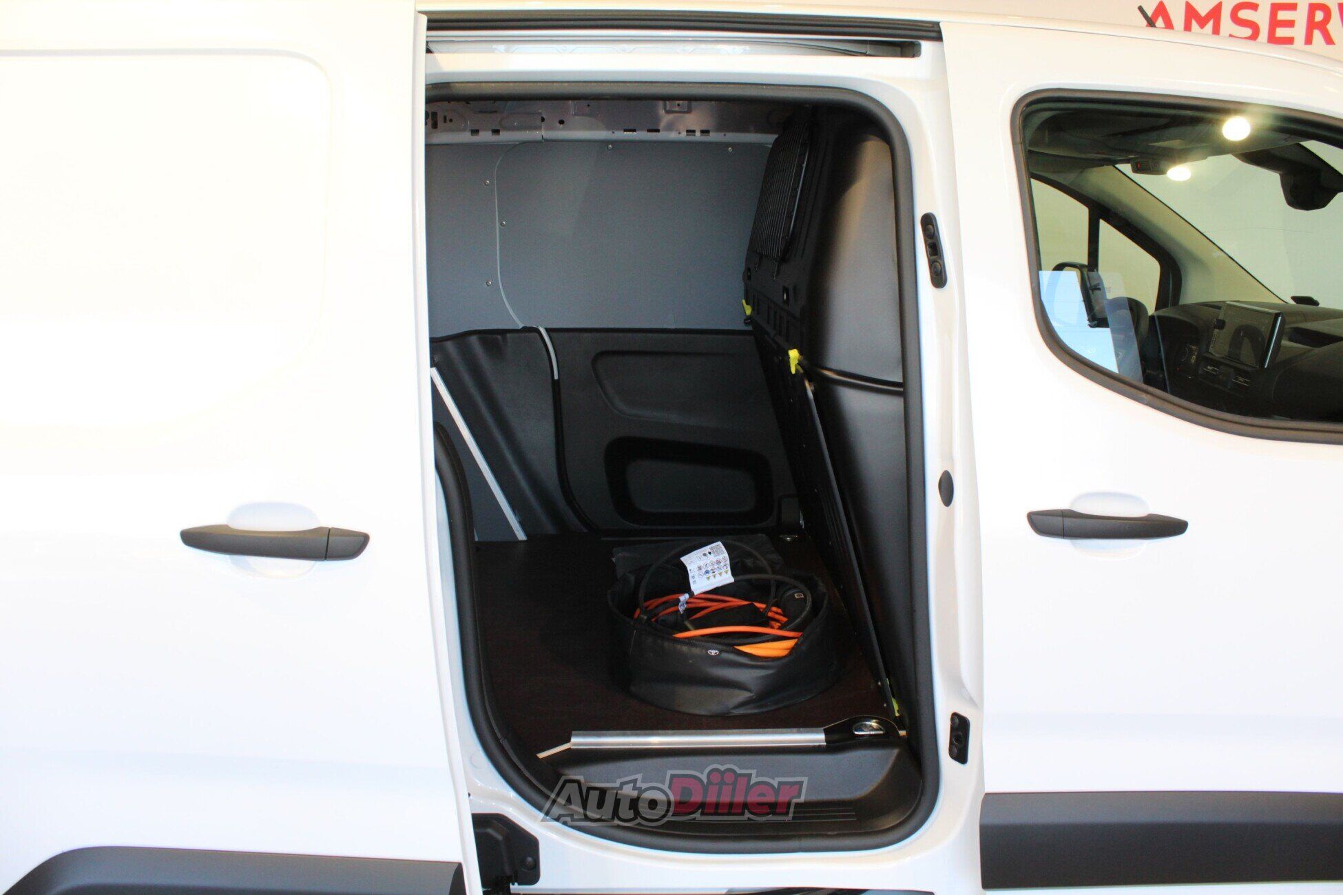 Toyota ProAce City 2024, photo 7/10