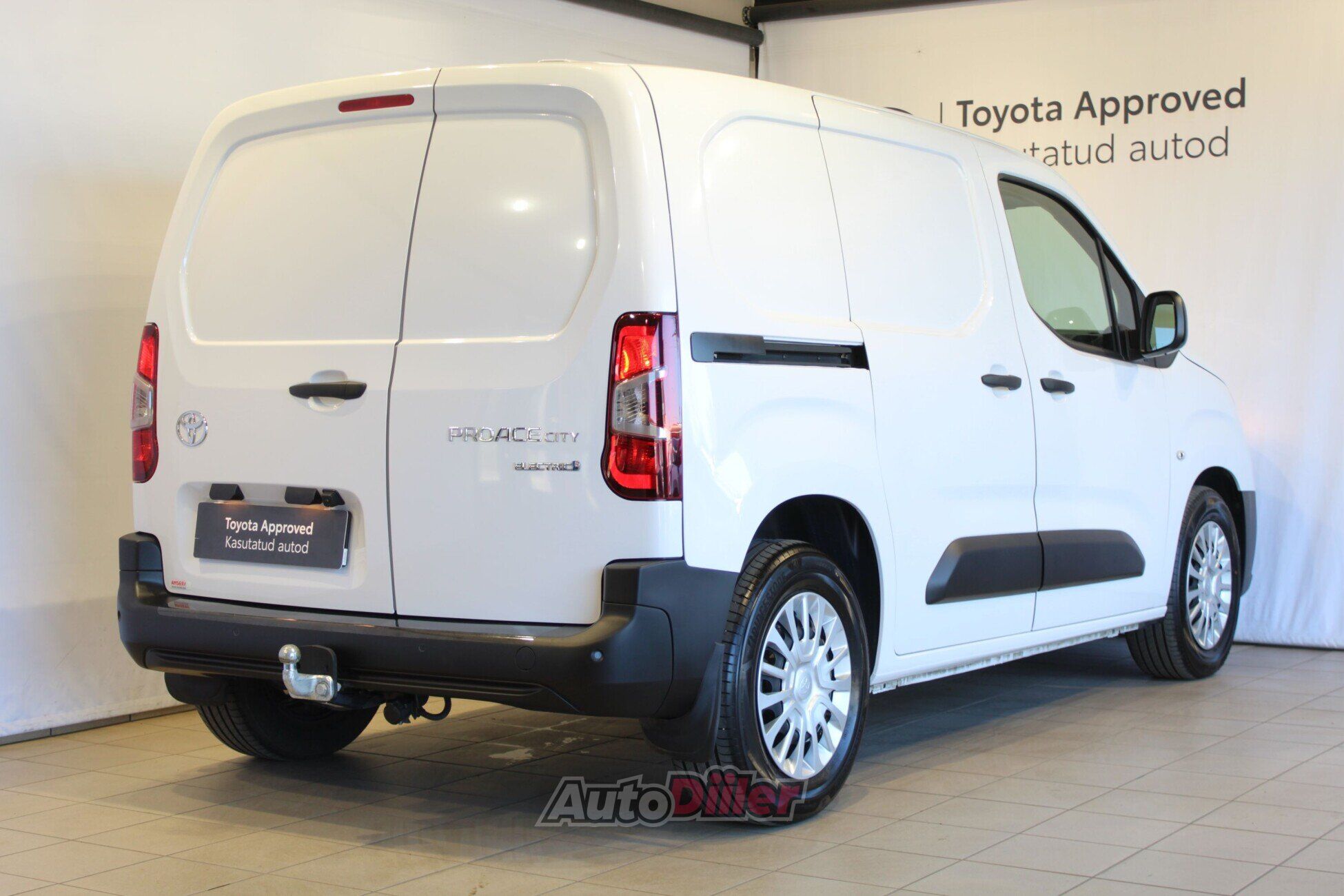 Toyota ProAce City 2024, photo 2/10