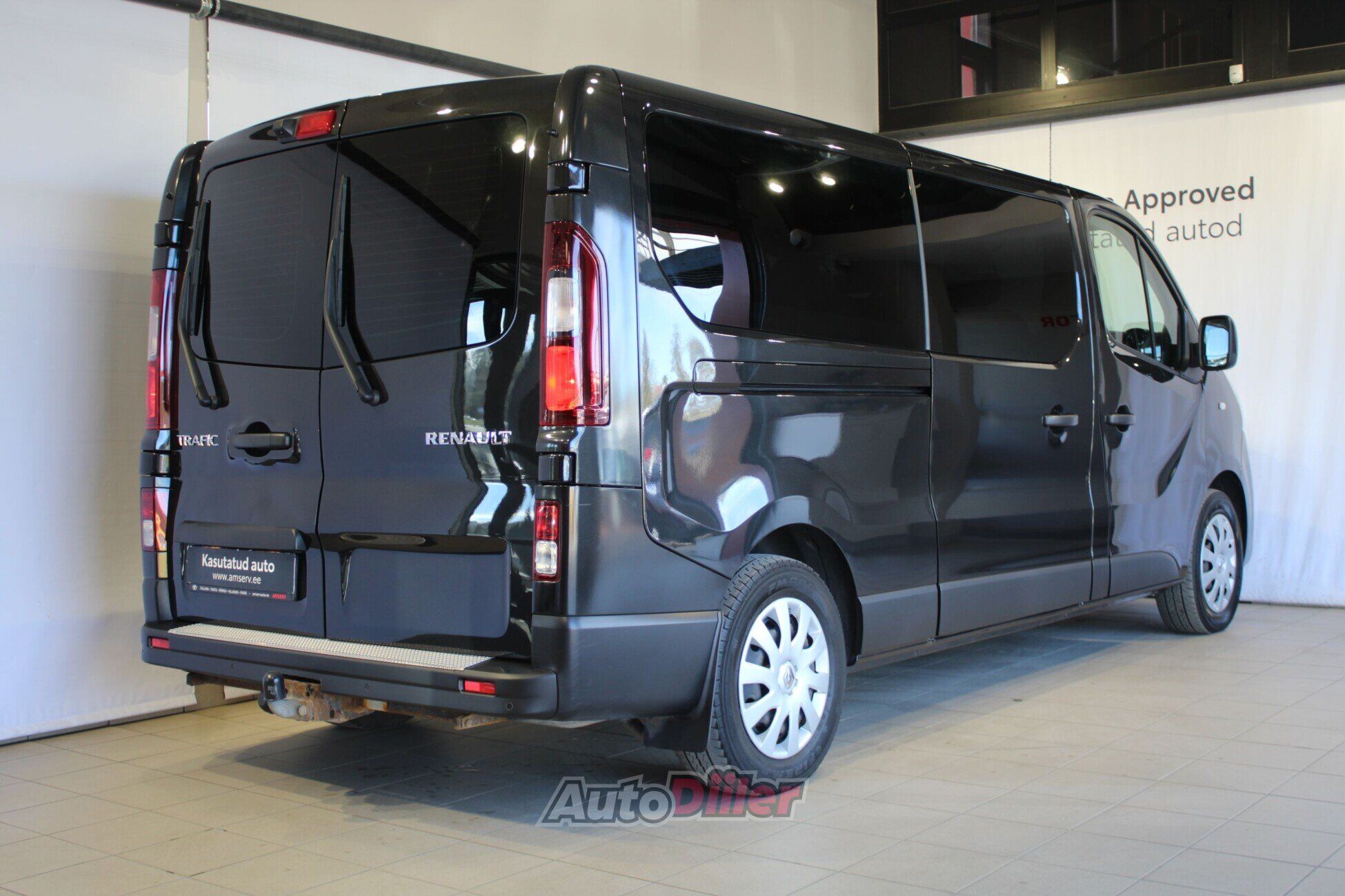 Renault Trafic 2021, kuva 2/10