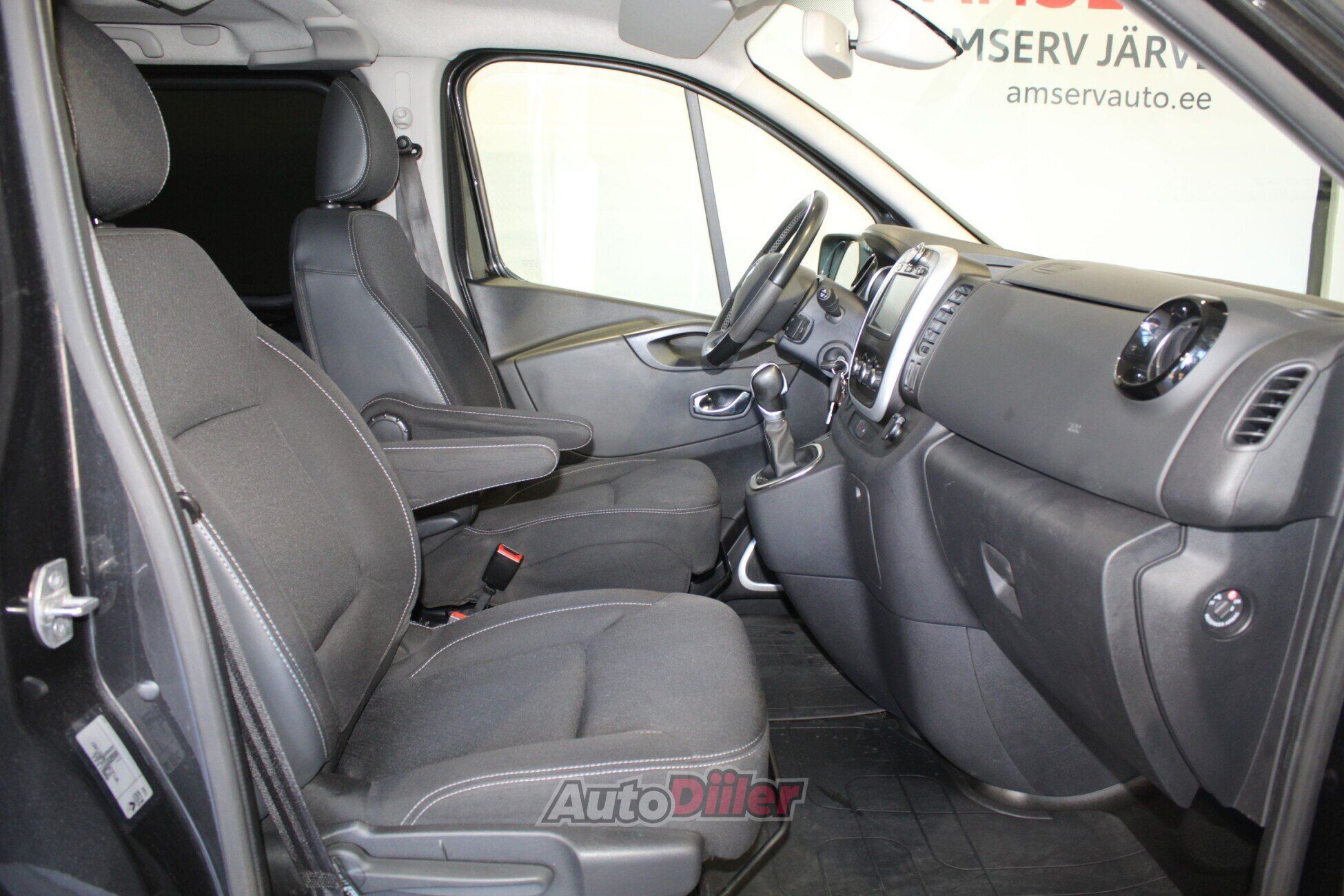 Renault Trafic 2021, kuva 6/10
