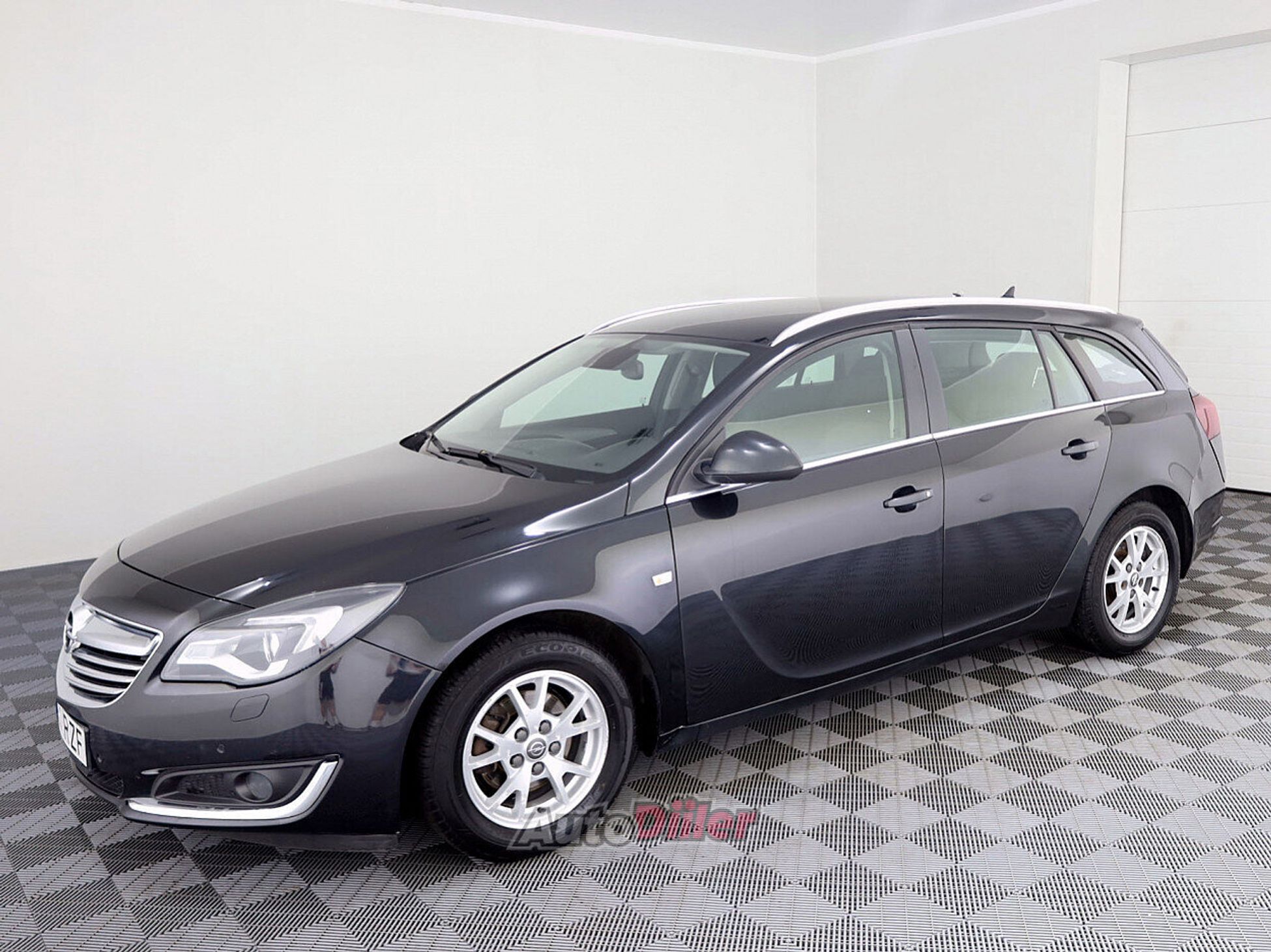 Opel Insignia 2.0 88kW 2014, photo 2/7