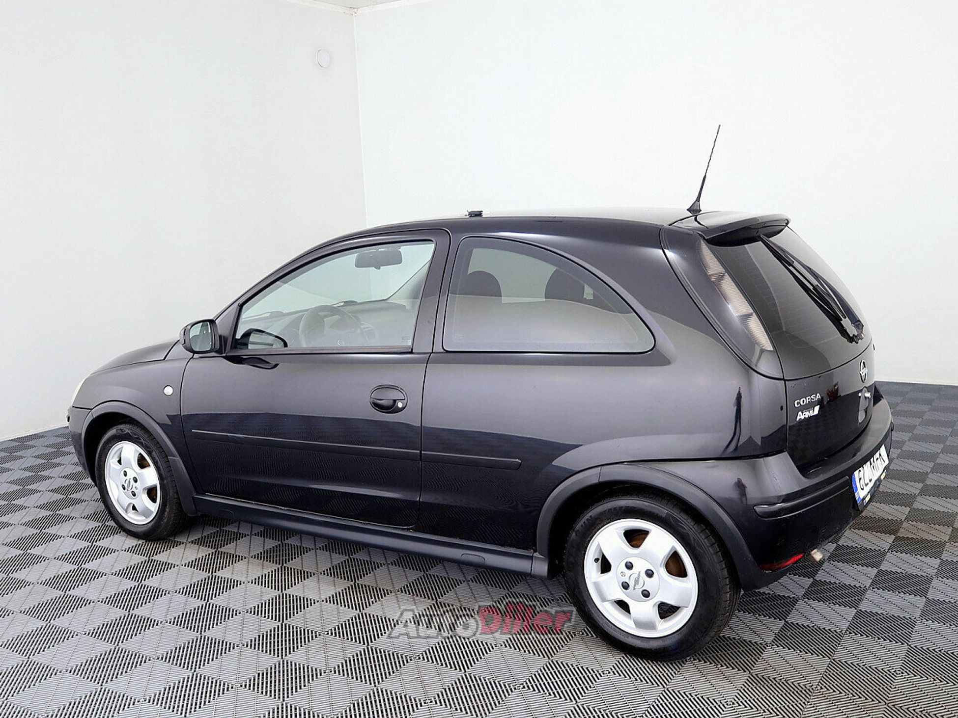 Opel Corsa 1.4 66kW 2005, photo 4/7