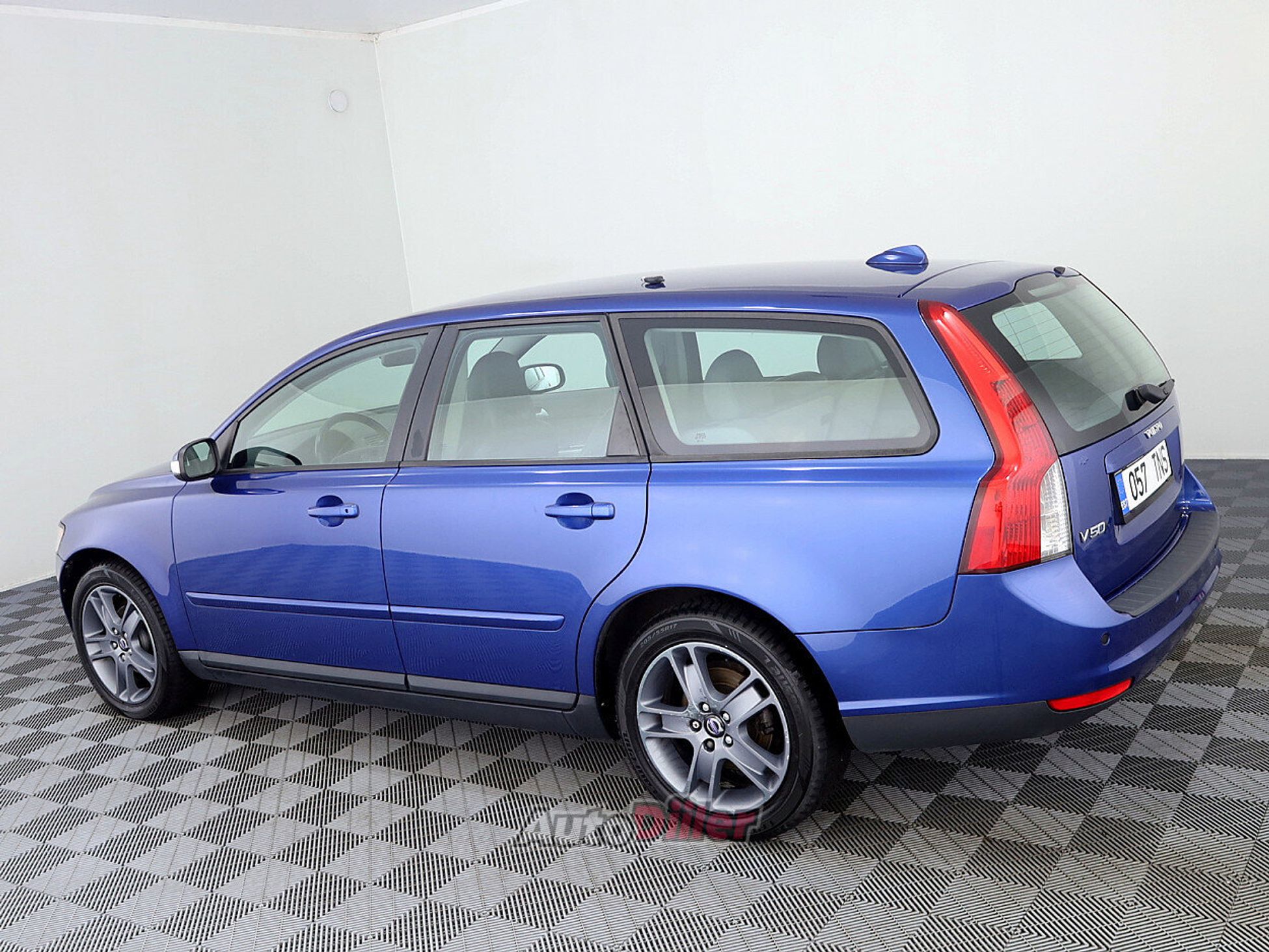 Volvo V50 1.6 80kW 2007, photo 4/7