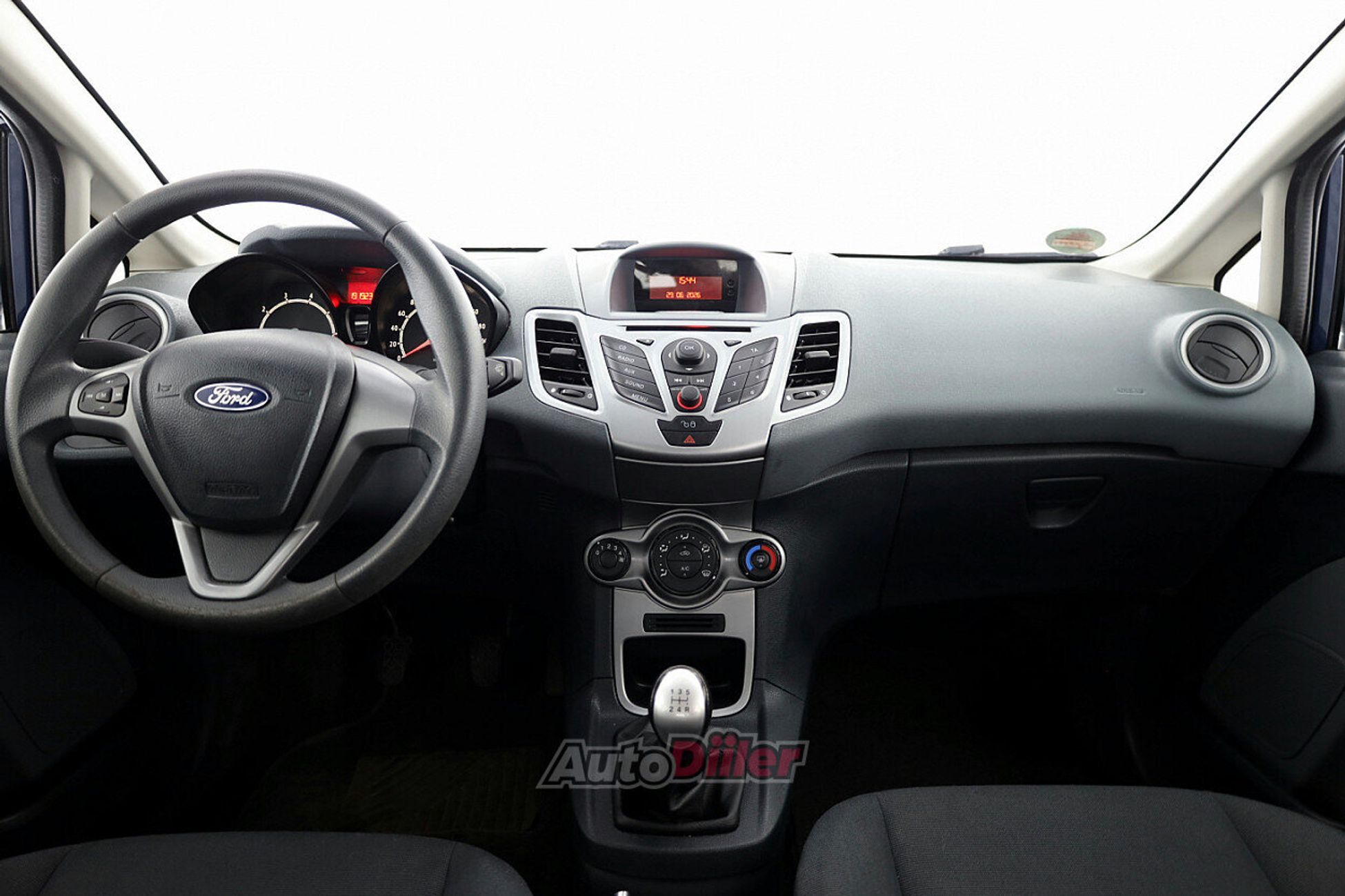 Ford Fiesta 1.2 44kW 2010, photo 5/7