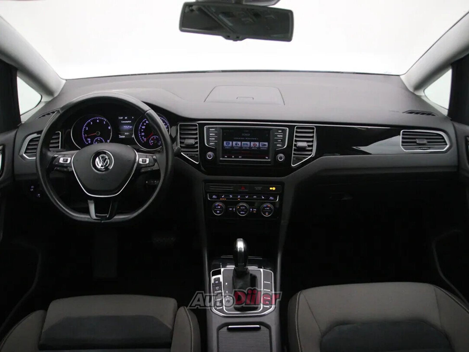 Volkswagen Golf Sportsvan 2016, photo 2/10