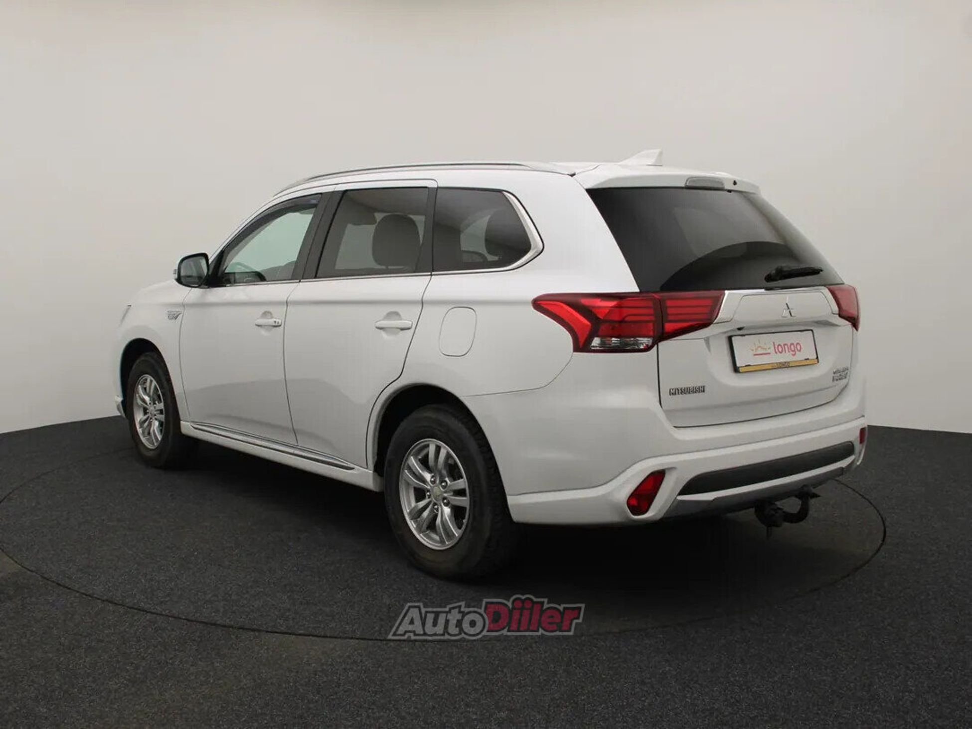 Mitsubishi Outlander 2015, kuva 7/10
