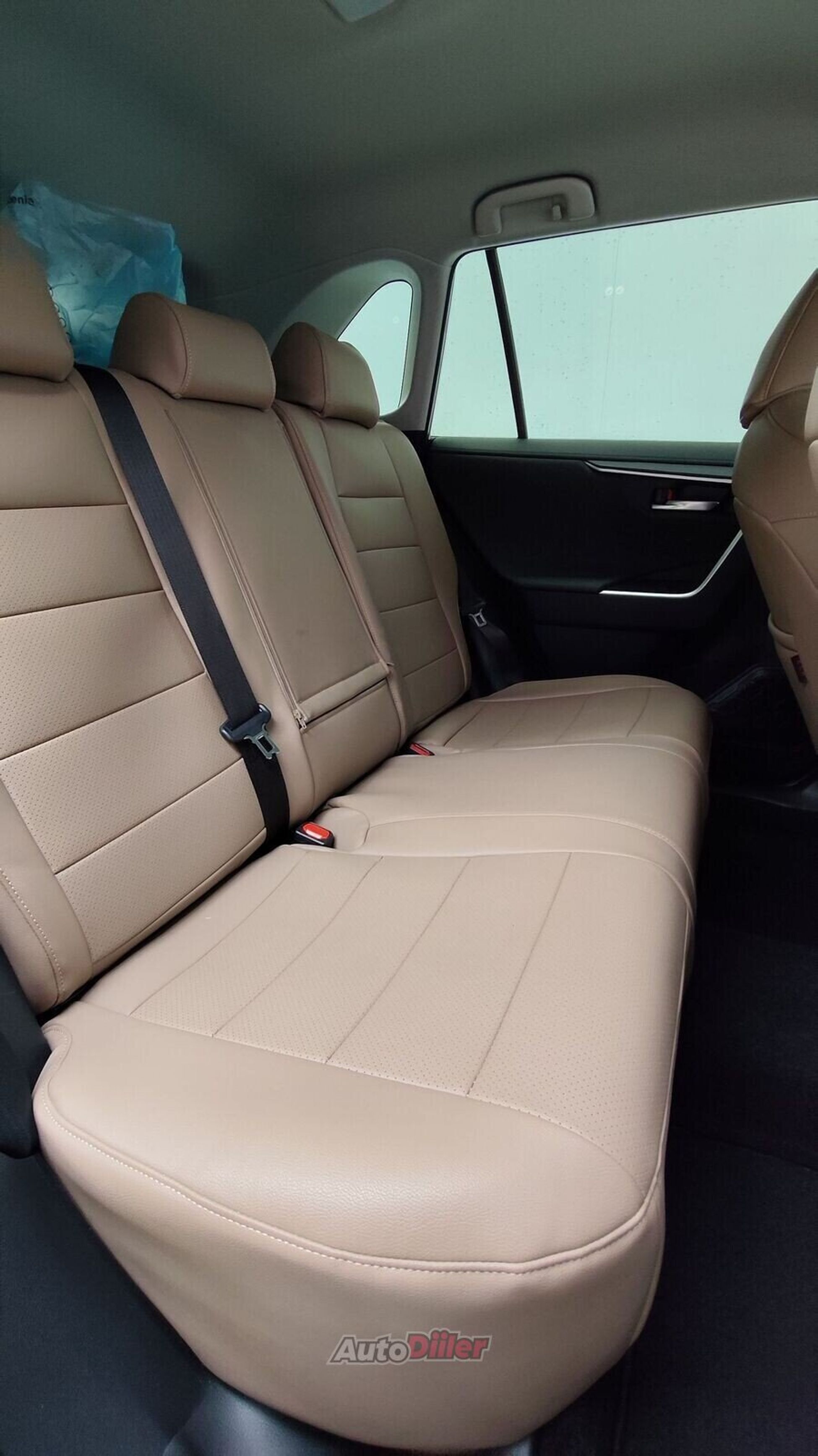 Toyota RAV4 2023, photo 7/10