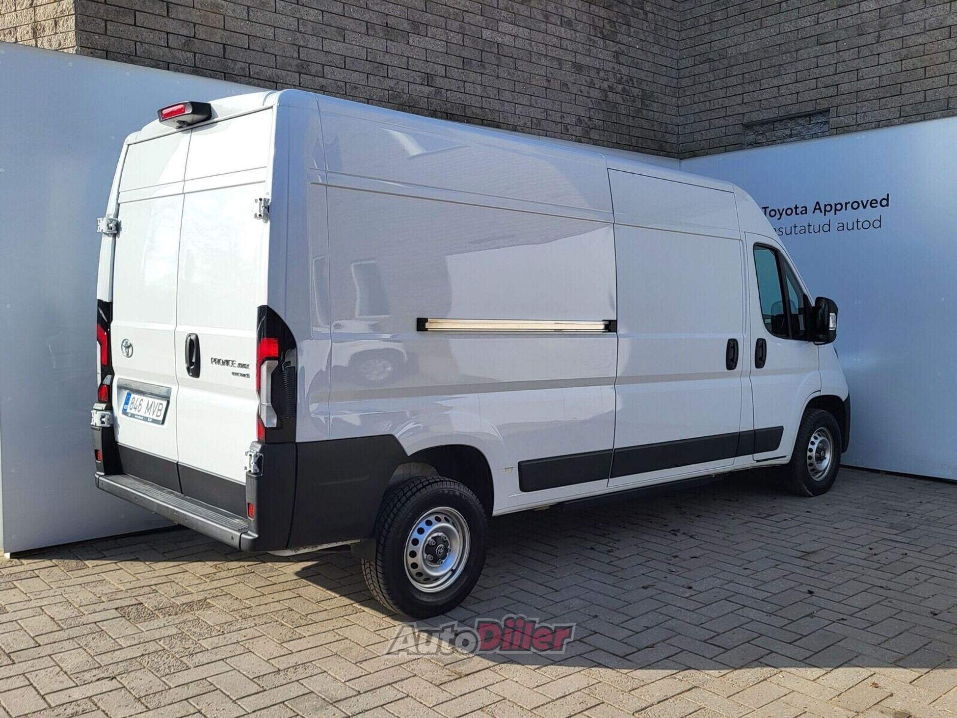Toyota Proace Max Professional Plus 85kW 2024, photo 2/10