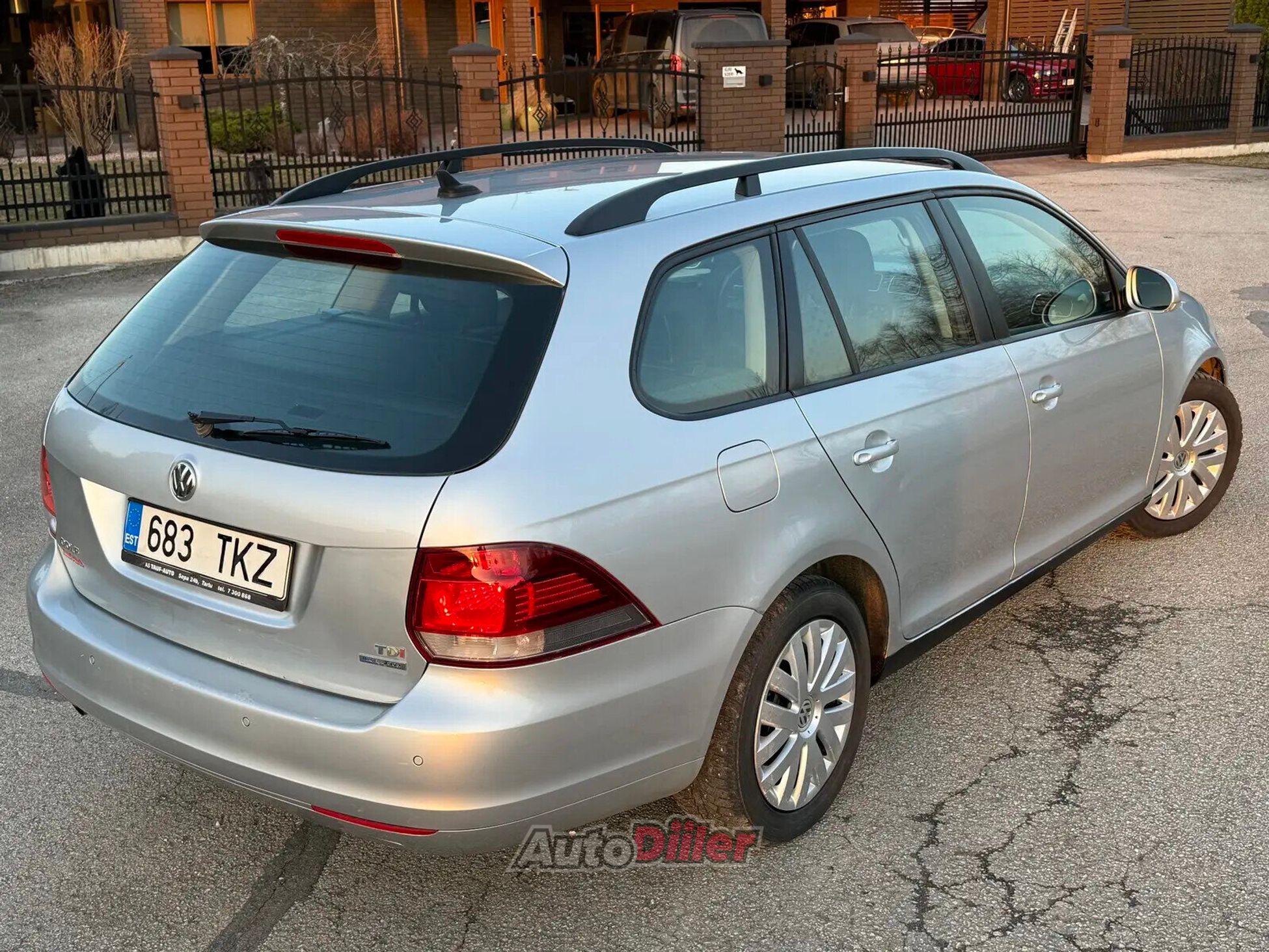Volkswagen Golf 2012, kuva 4/10